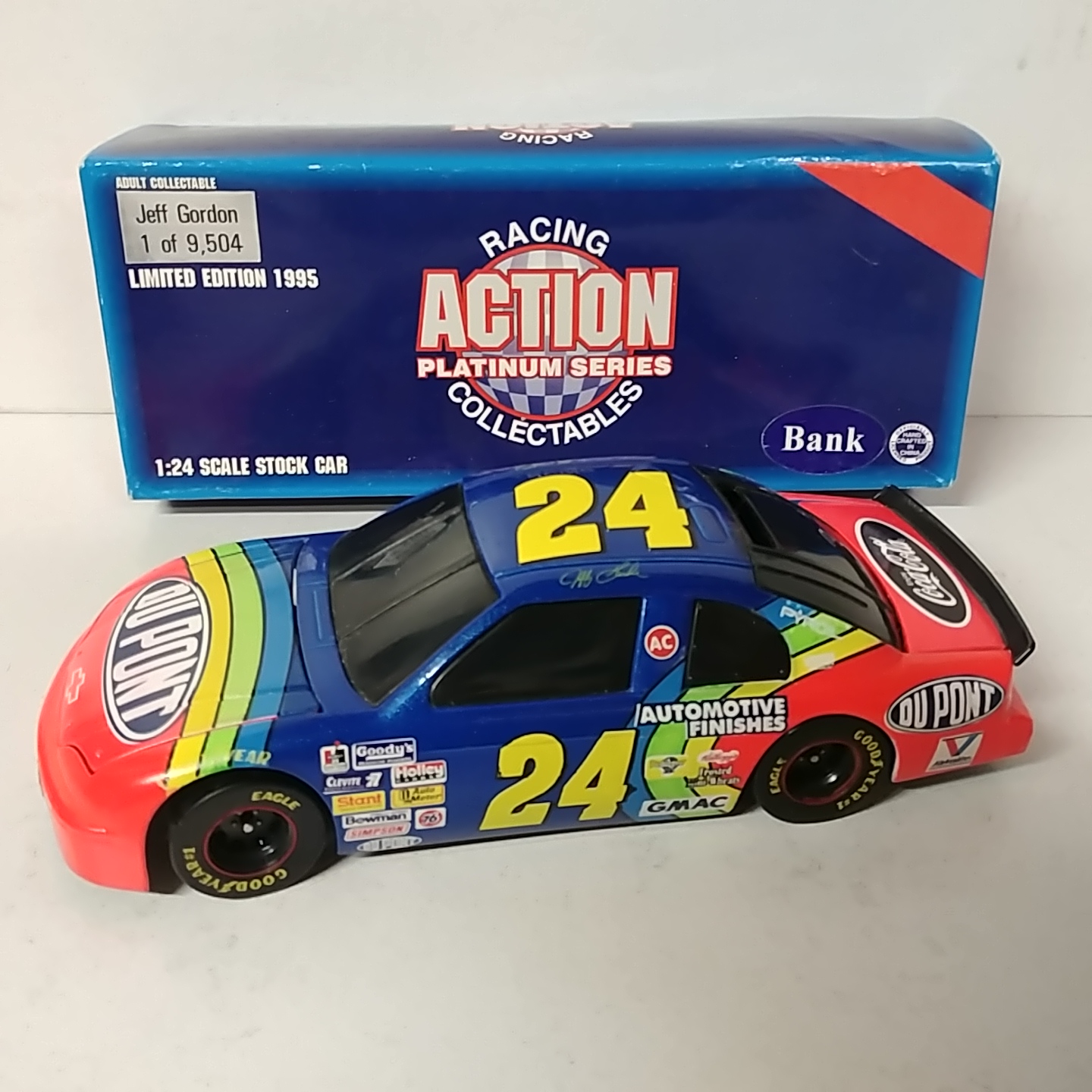 1995 Jeff Gordon 1/24th Dupont b/w bank Monte Carlo