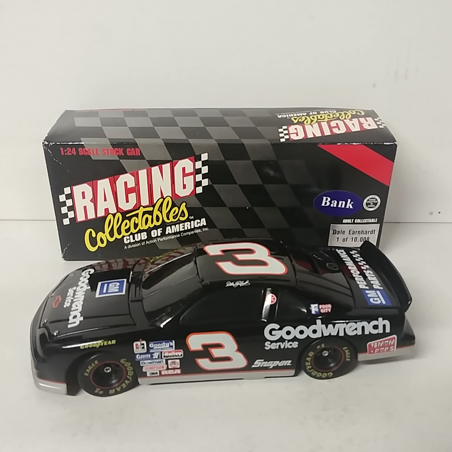 1995 Dale Earnhardt 1/24th Goodwrench b/w bank