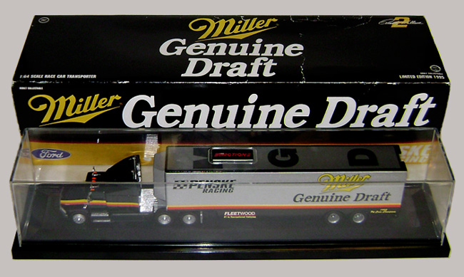 1995 Rusty Wallace 1/64th Miller Genuine Draft transporter