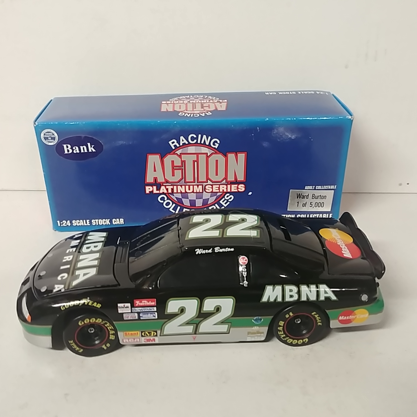 1996 Ward Burton 1/24th MBNA b/w bank