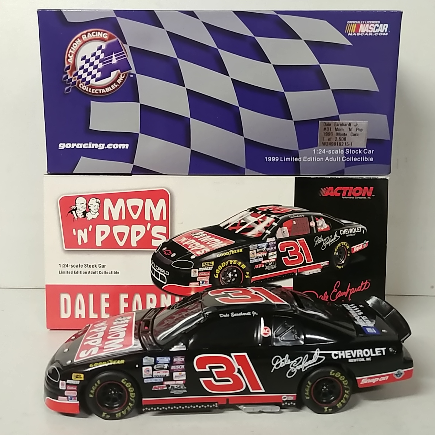 1996 Dale Earnhardt Jr 1/24th Mom -n- Pops b/w bank Monte Carlo