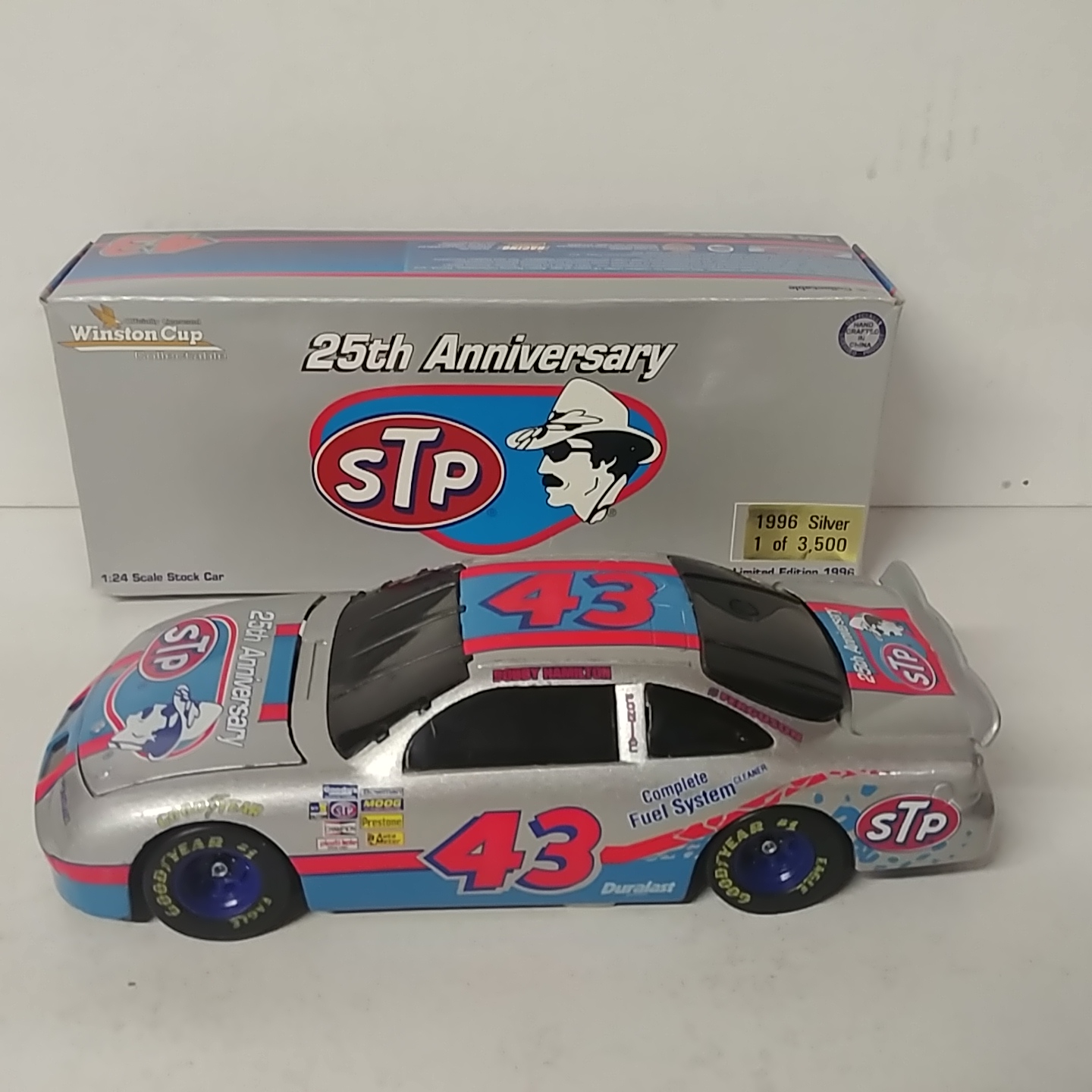 1996 Bobby Hamilton 1/24th STP "Petty 1996 Silver" b/w car