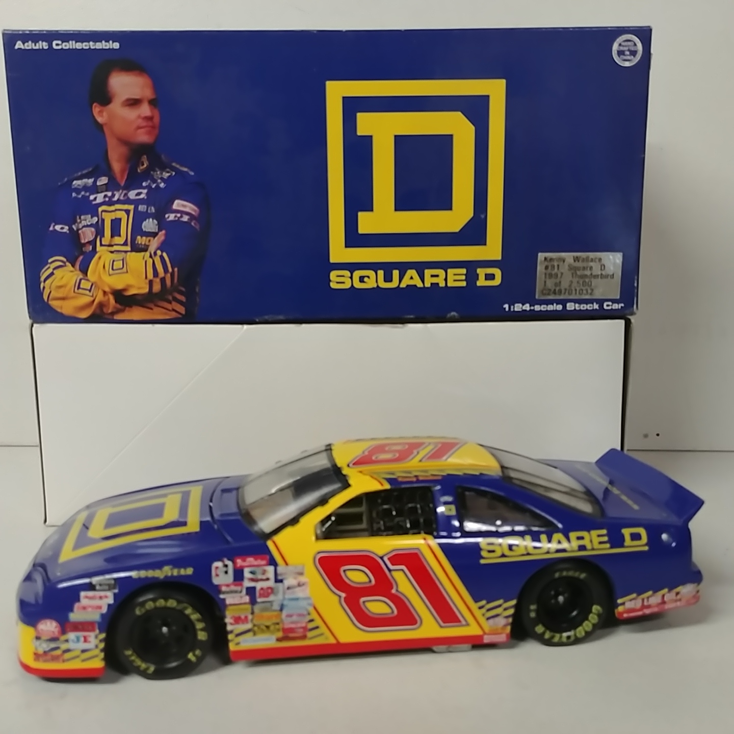 1997 Kenny Wallace 1/24th Square D c/w car