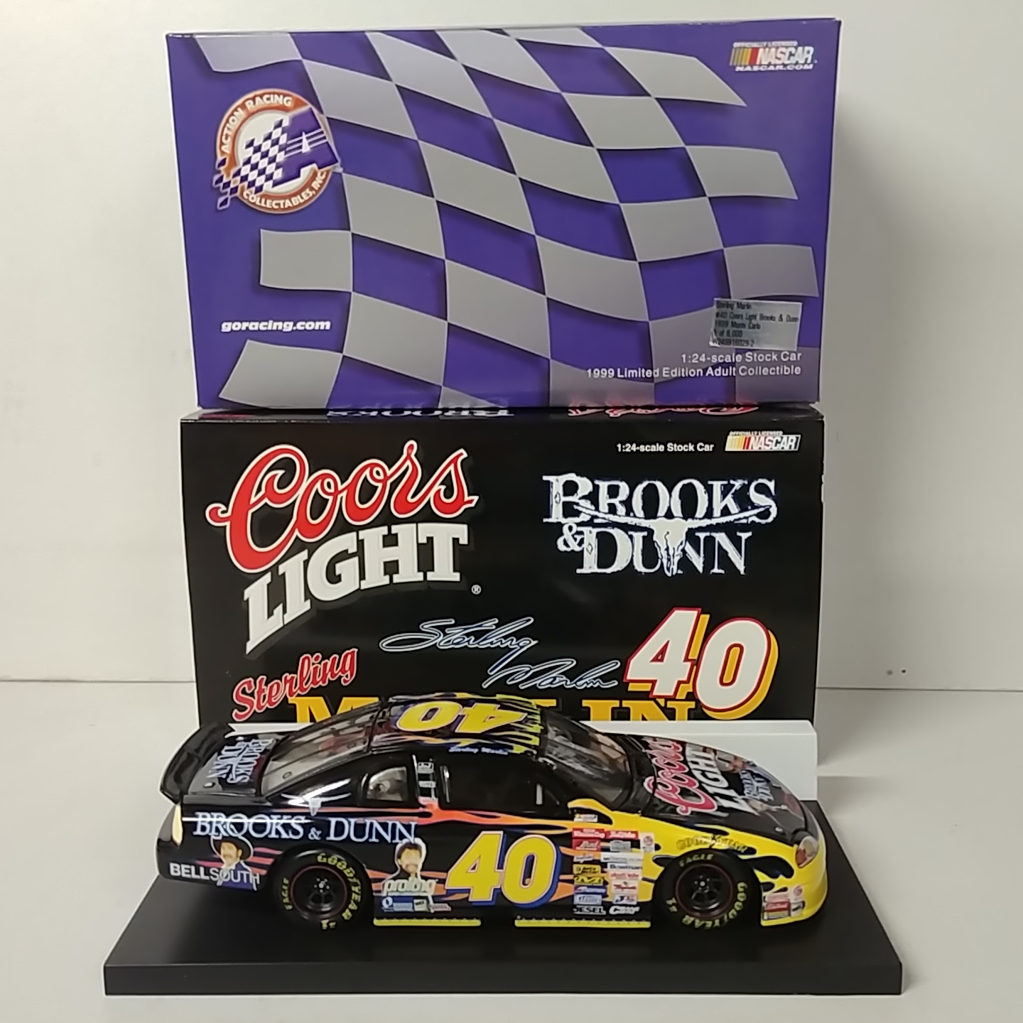 1999 Sterling Marlin 1/24th Coors Light "Brooks & Dunn" c/w car