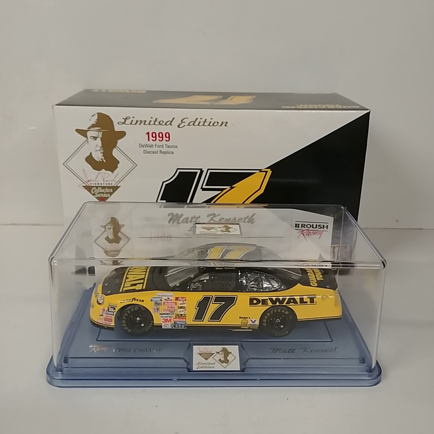 1999 Matt Kenseth 1/24th Dewalt car