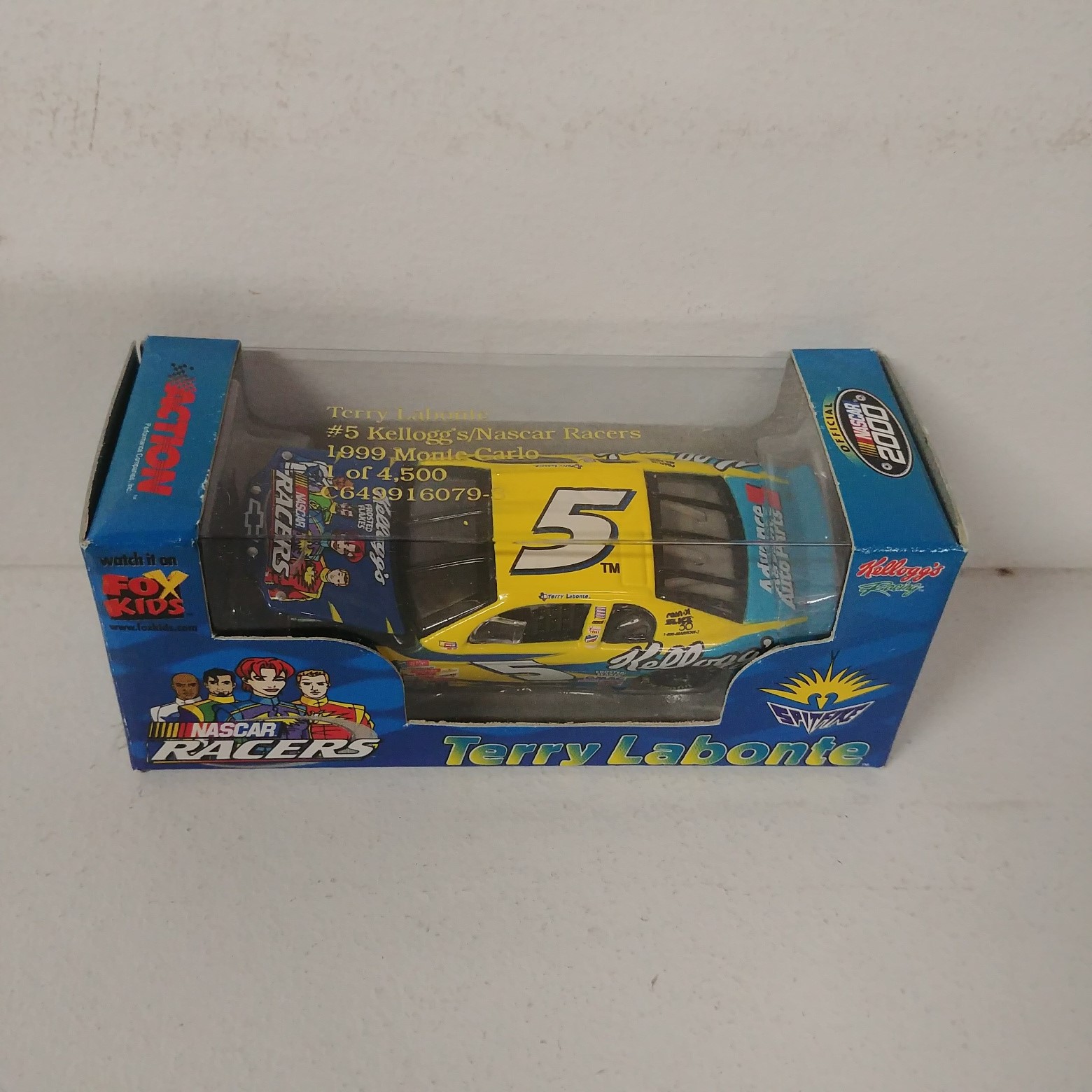 1999 Terry Labonte 1/64th Kelloggs "NASCAR Racers" RCCA hood open car