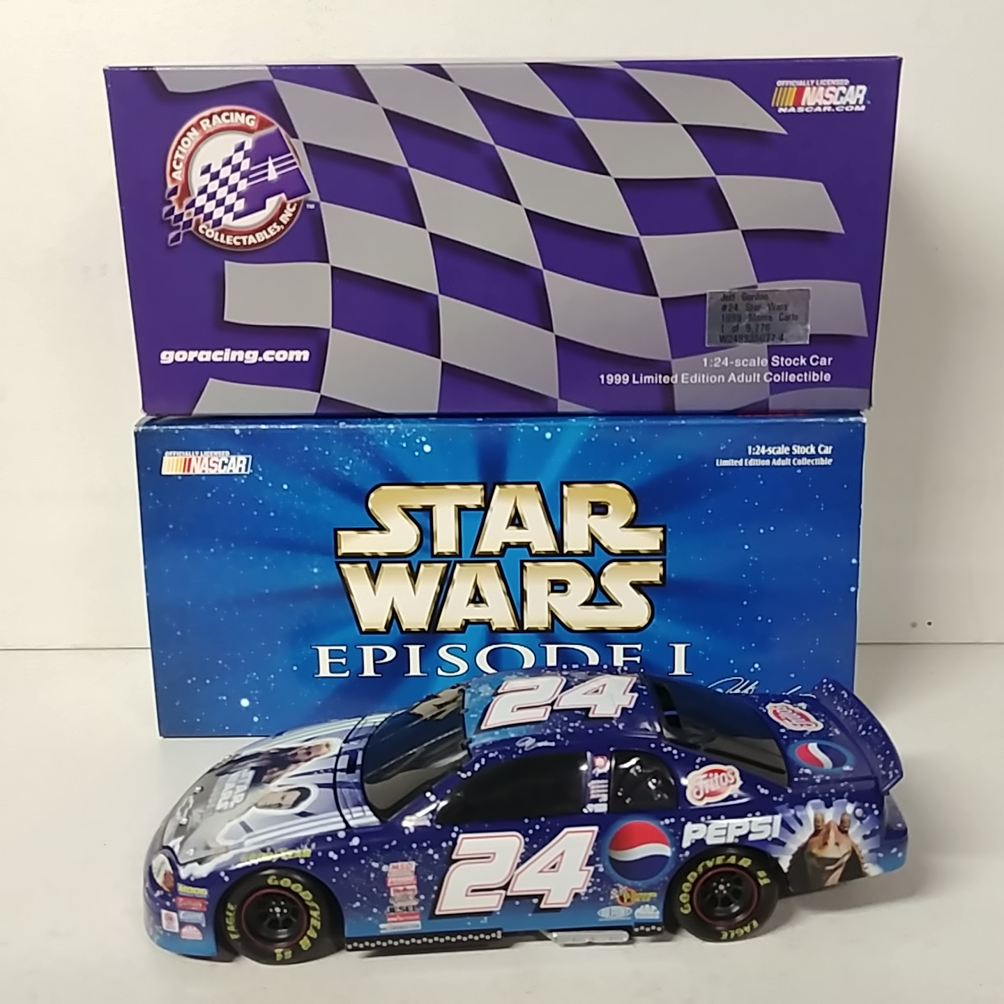 1999 Jeff Gordon 1/24th Pepsi "Star Wars" b/w bank Monte Carlo