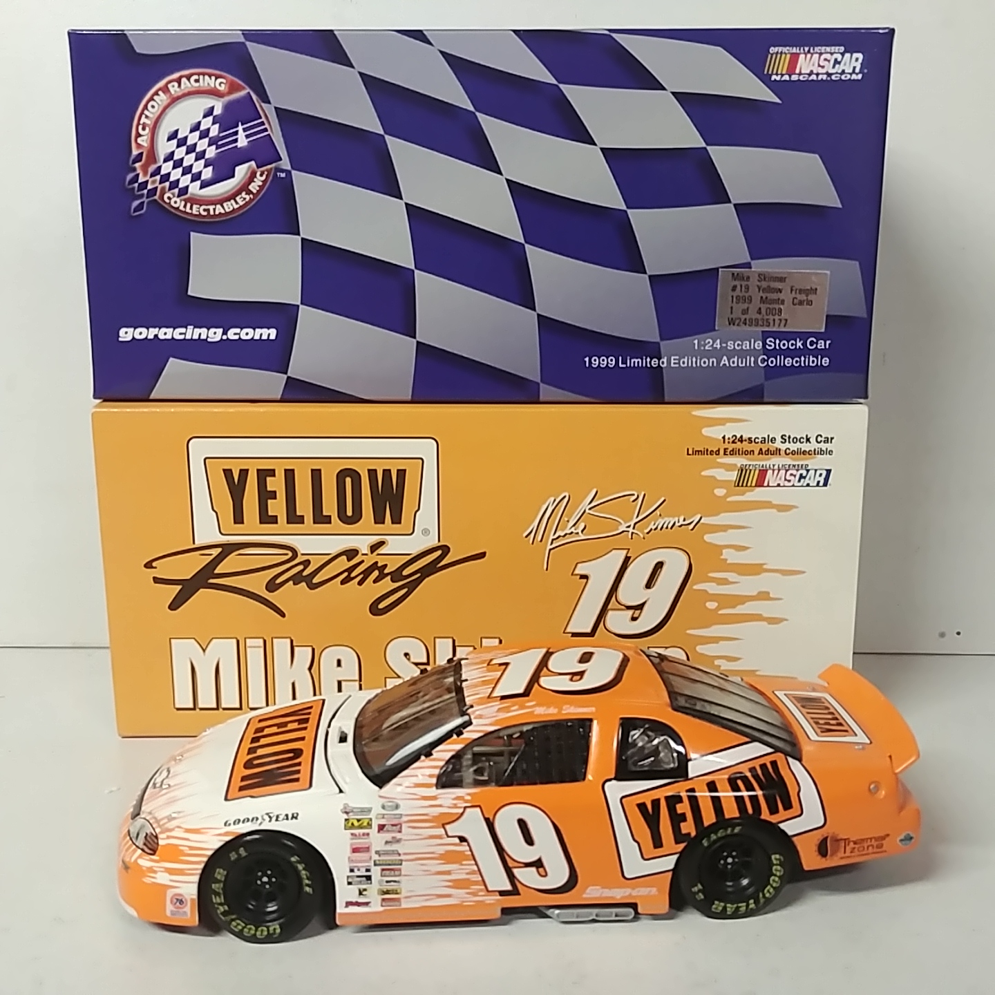 1999 Mike Skinner 1/24th Yellow Freight "Busch Series" c/w Monte Carlo