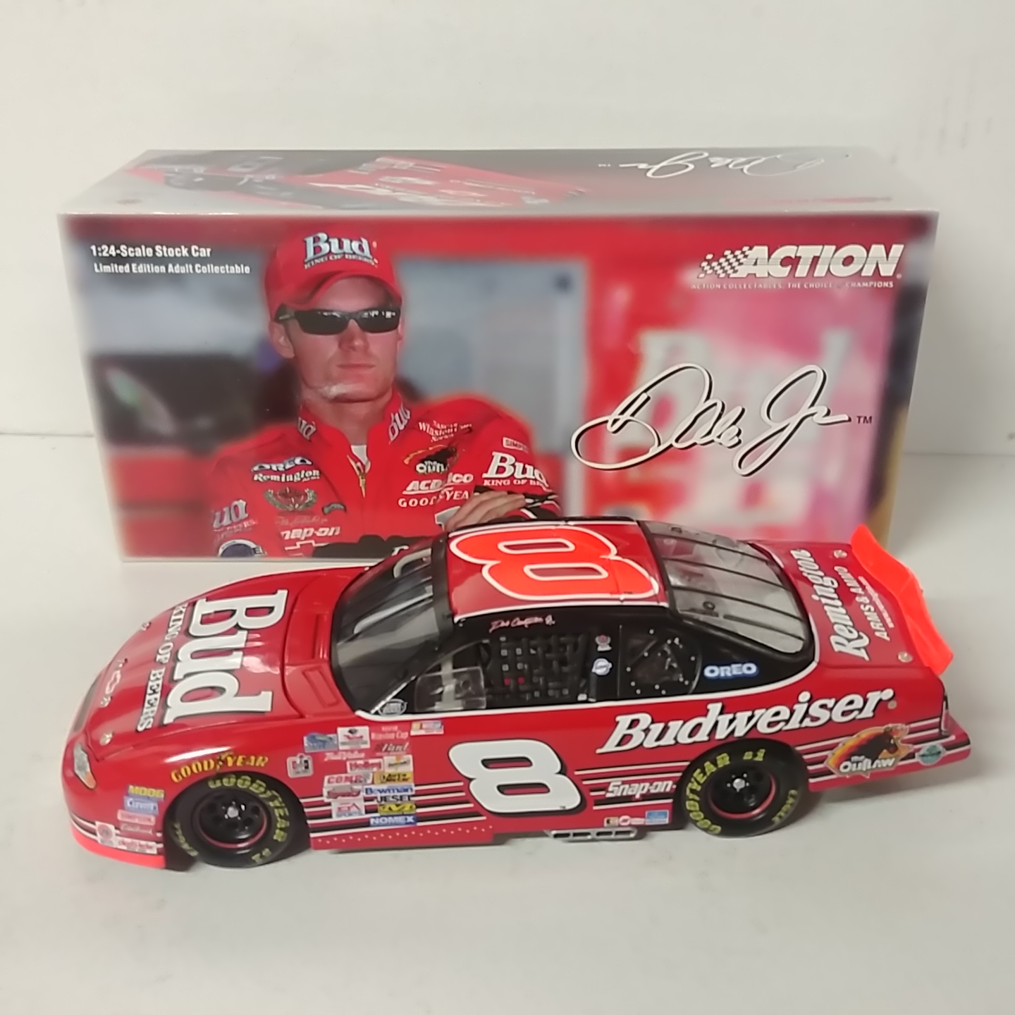 2000 Dale Earnhardt Jr 1/24th Budweiser "Richmond No Bull 5" c/w car