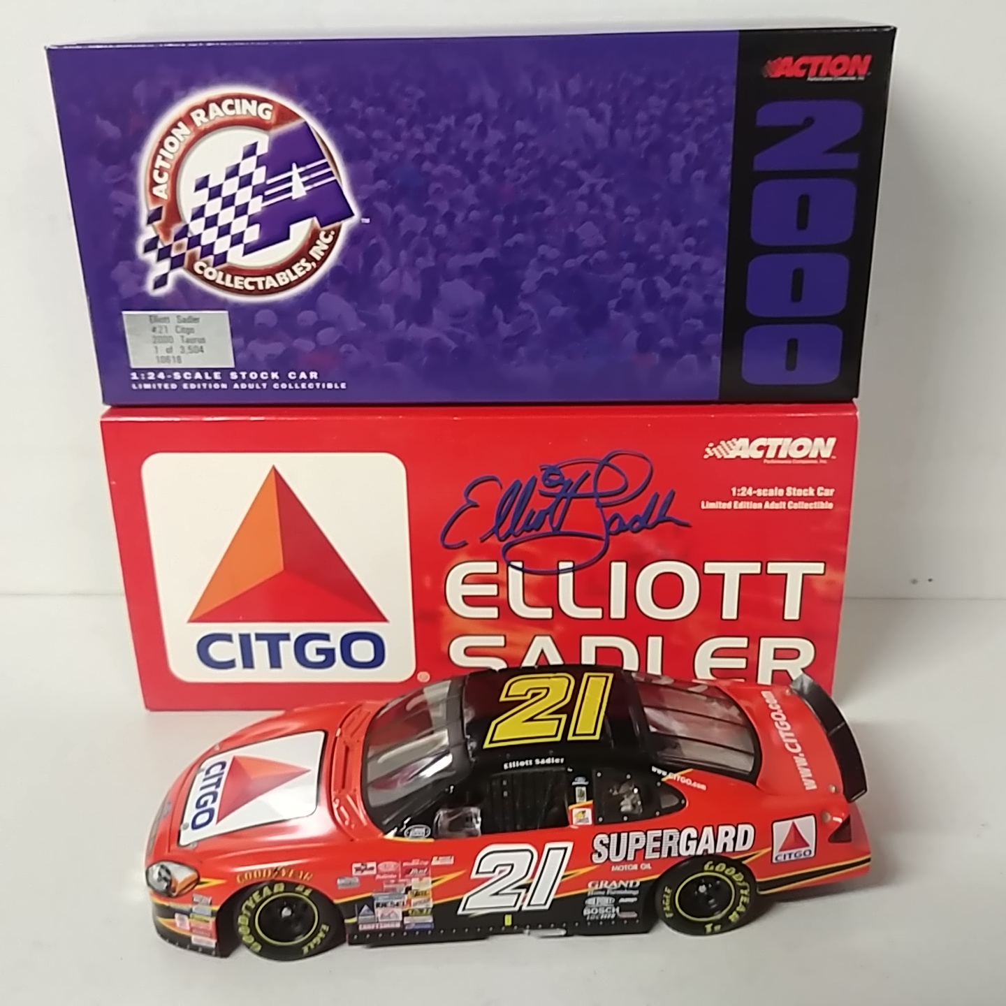2000 Elliott Sadler 1/24th Citgo c/w car