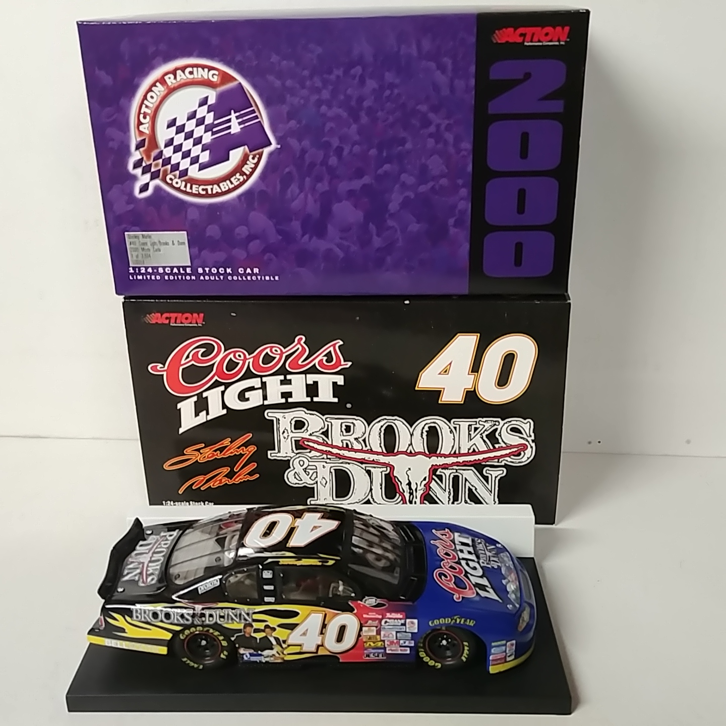 2000 Sterling Marlin 1/24th Coors Light "Brooks & Dunn" c/w car