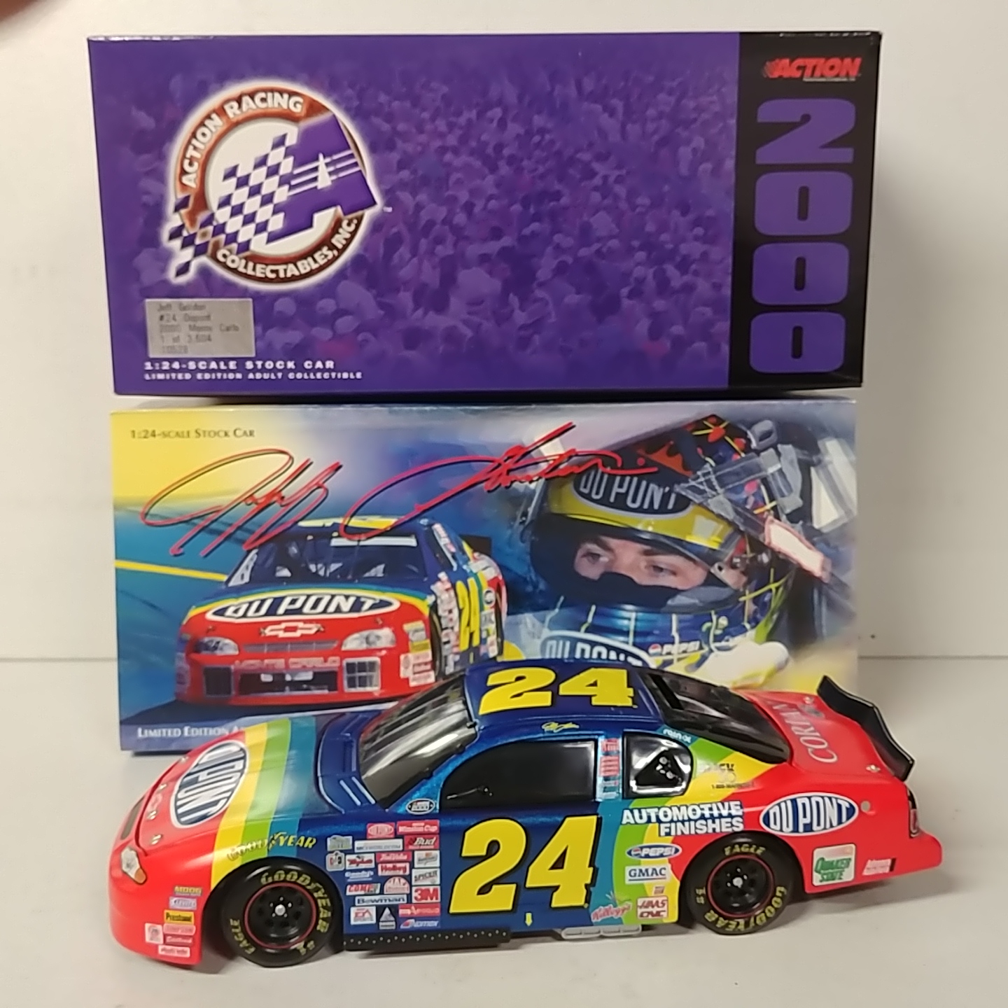 2000 Jeff Gordon 1/24th DuPont b/w bank Monte Carlo