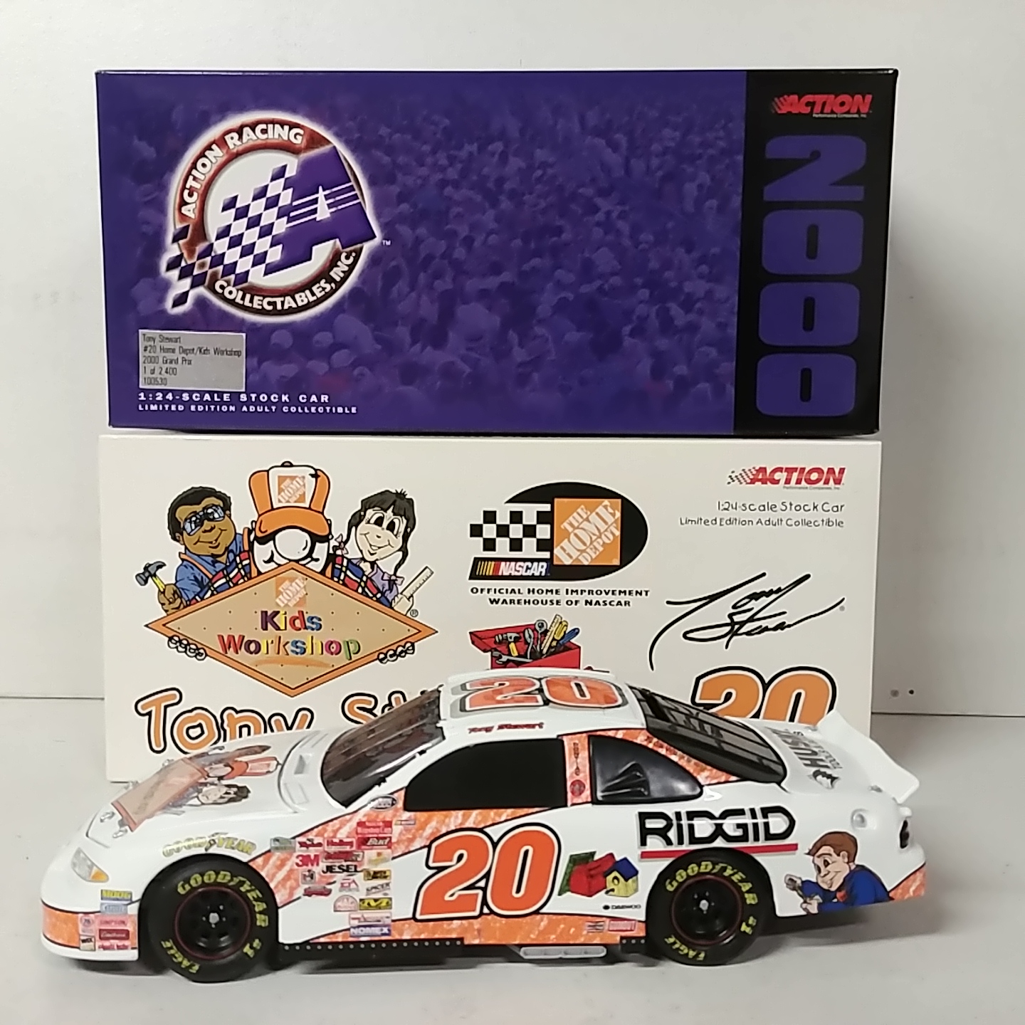 2000 Tony Stewart 1/24th Home Depot "Kids Workshop" b/w bank