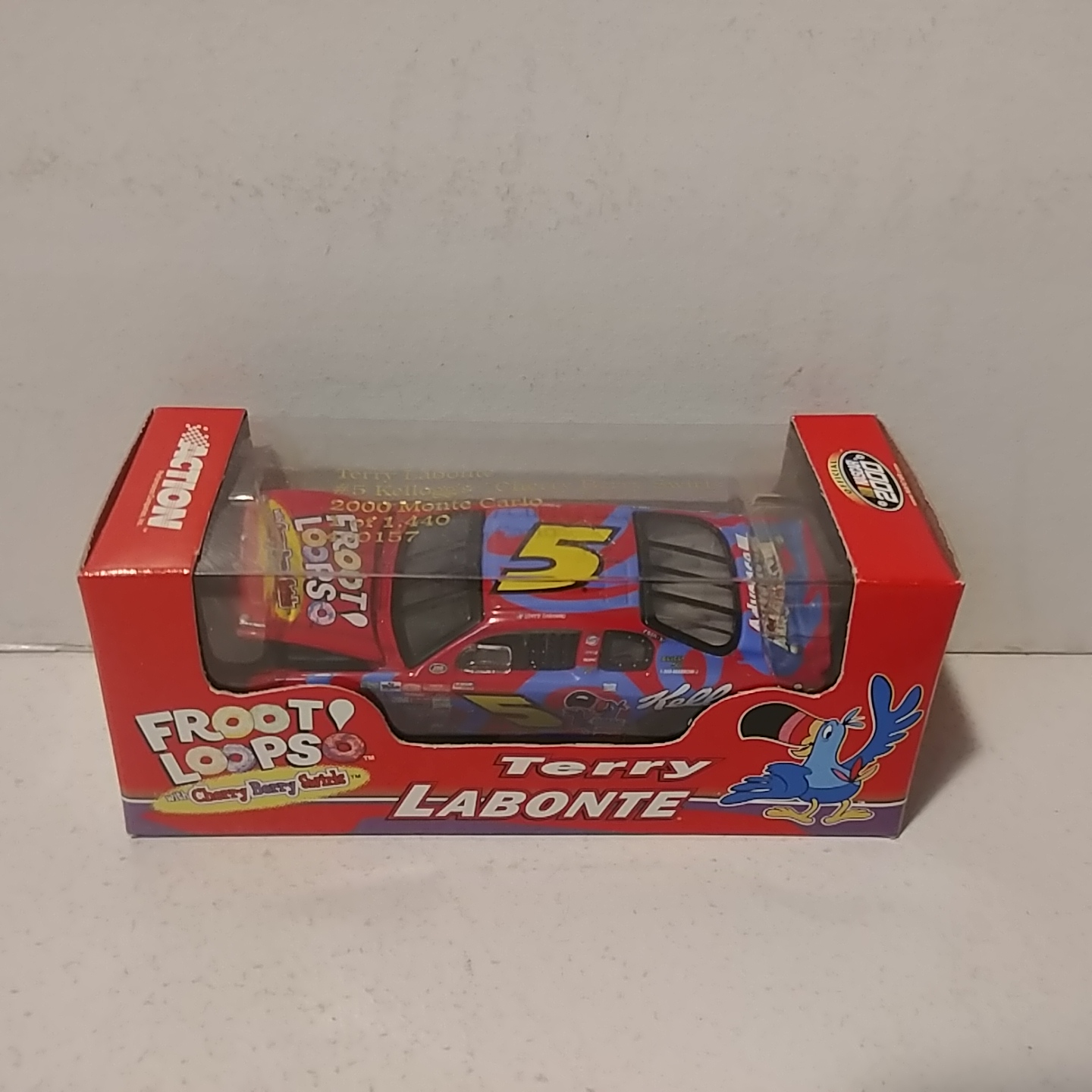 2000 Terry Labonte 1/64th Kelloggs" Cherry Berry Swirl" RCCA hood open Monte Carlo