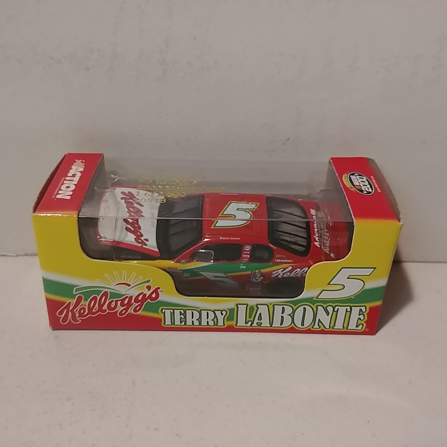 2000 Terry Labonte 1/64th Kelloggs RCCA hood open Monte Carlo