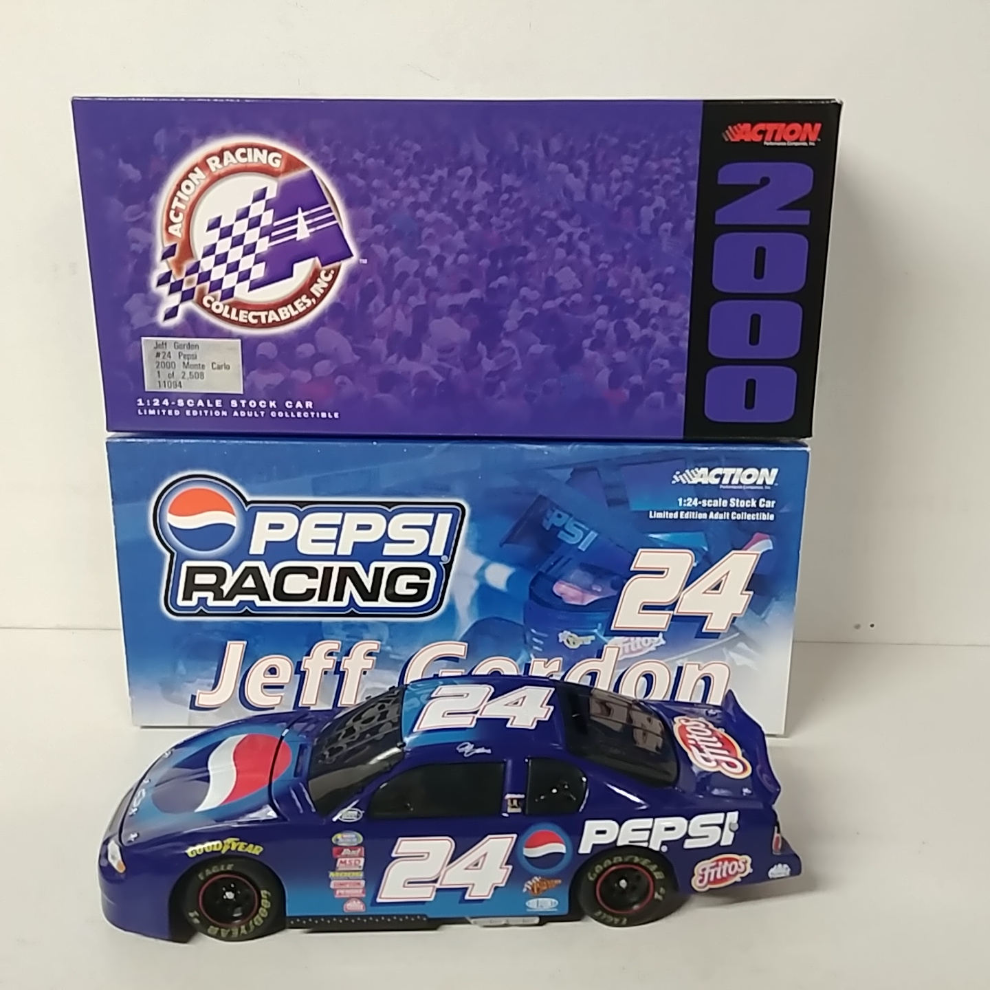 2000 Jeff Gordon 1/24th Pepsi b/w bank Monte Carlo