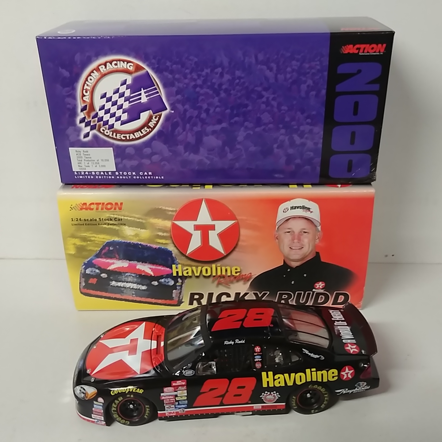 2000 Ricky Rudd 1/24th Texaco c/w car