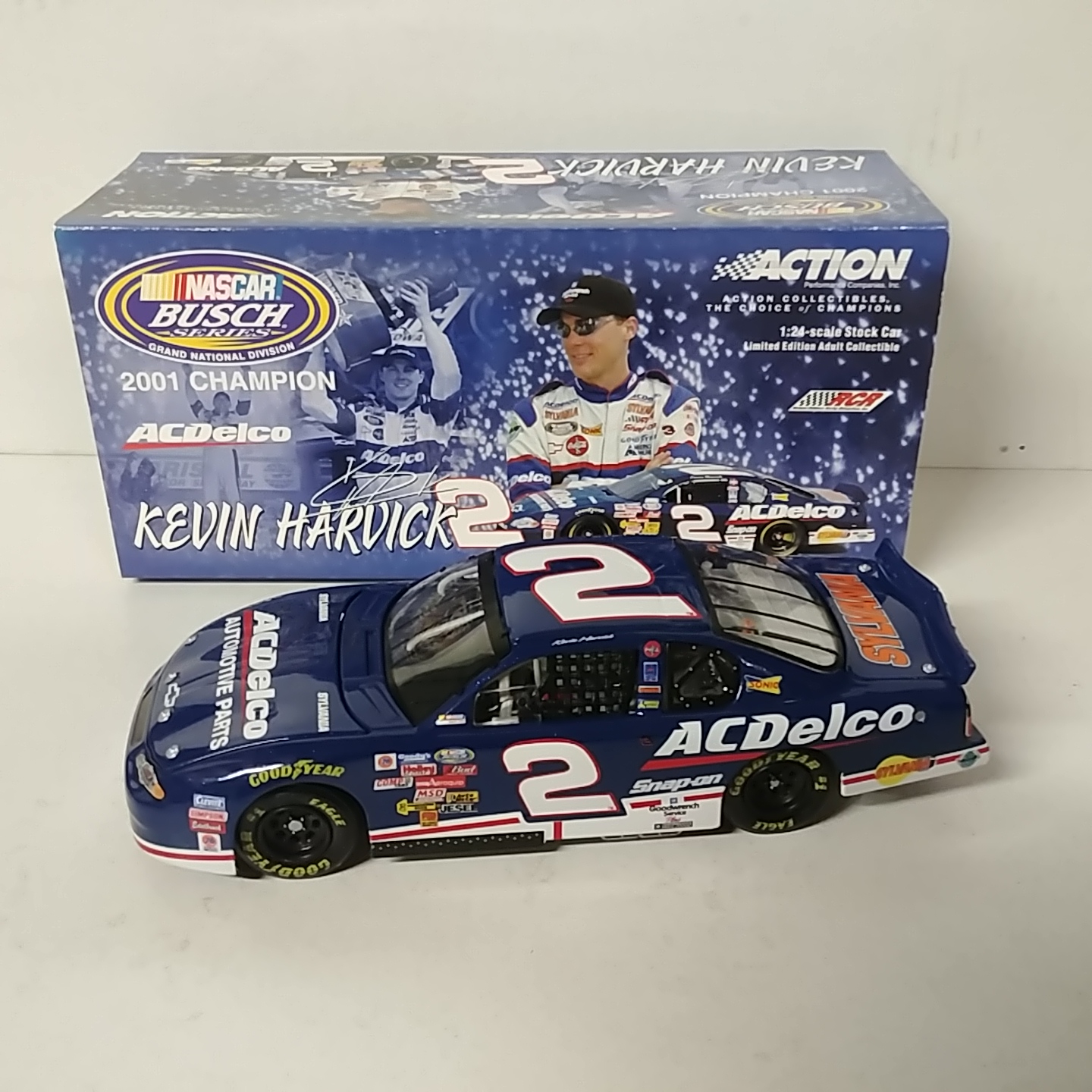 2001 Kevin Harvick 1/24th AC Delco "Busch Series Champion" c/w car