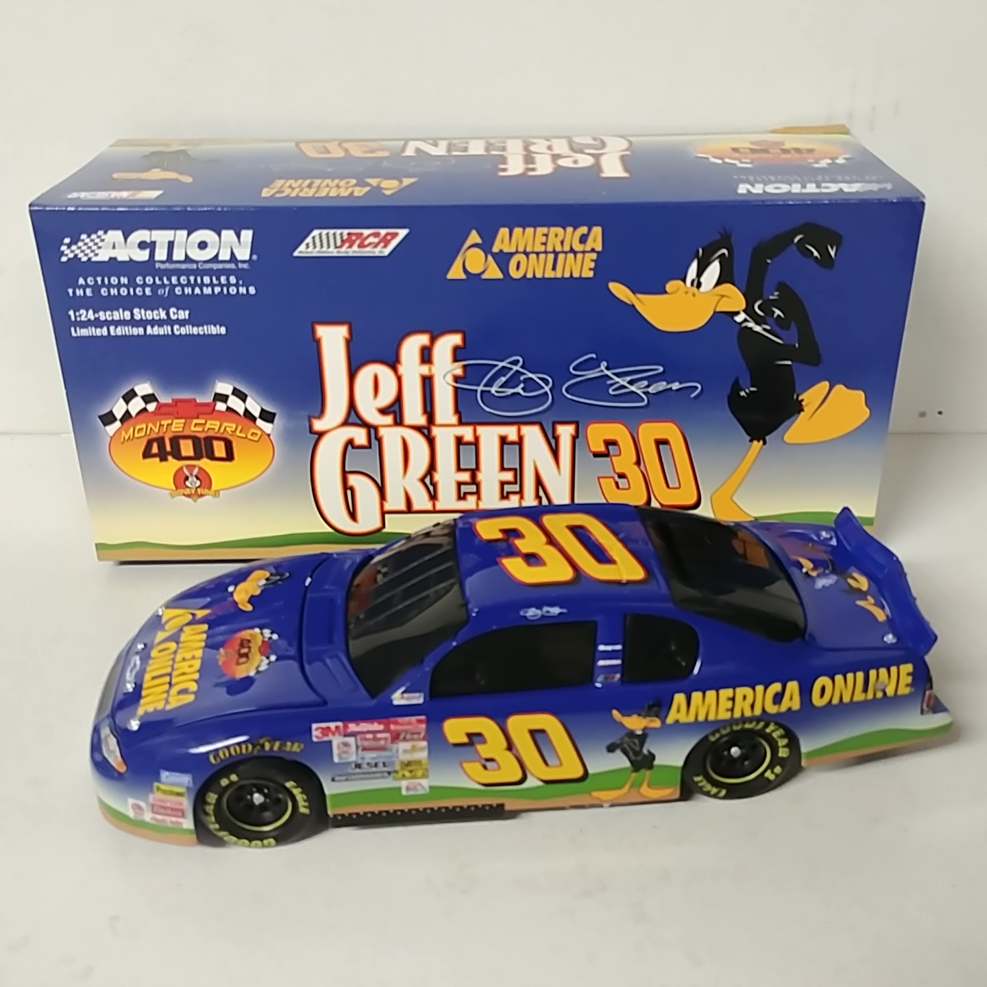 2001 Jeff Green 1/24th AOL "Looney Tunes" b/w bank