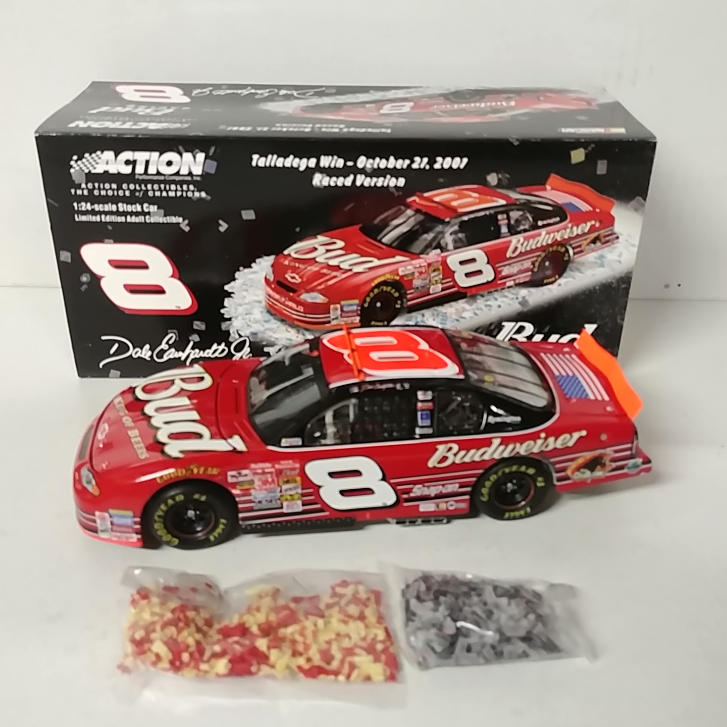 2001 Dale Earnhardt Jr 1/24th Budweiser "Talladega Million Dollar Win" c/w car