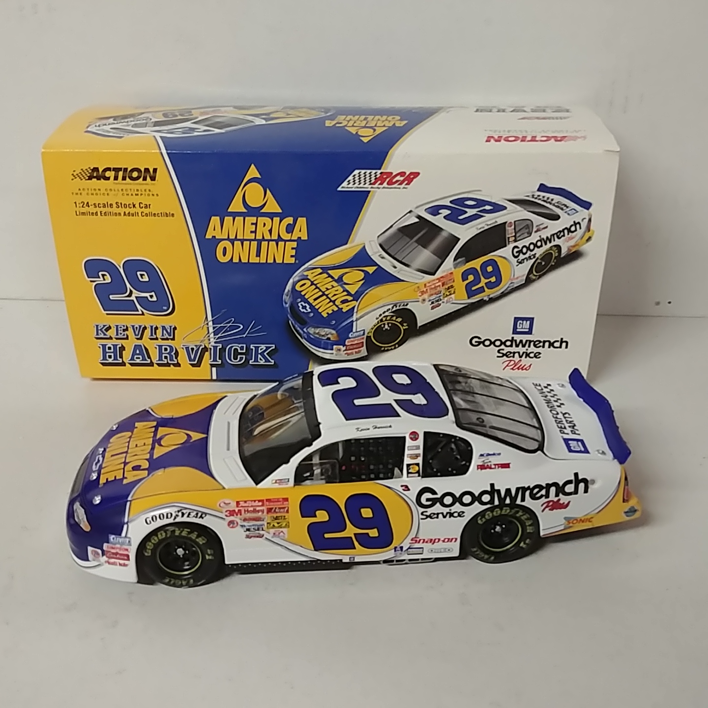 2001 Kevin Harvick 1/24th Goodwrench "AOL" c/w car