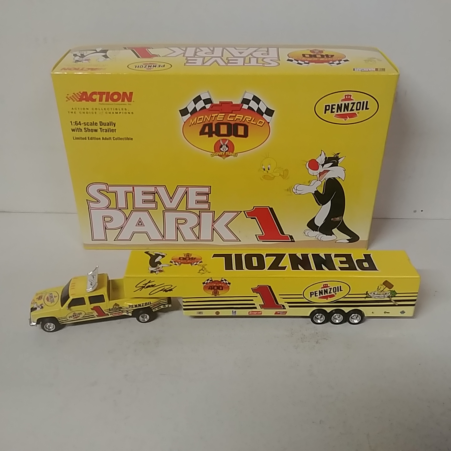 2001 Steve Park 1/64th Pennzoil "Looney Tunes" dually with trailer