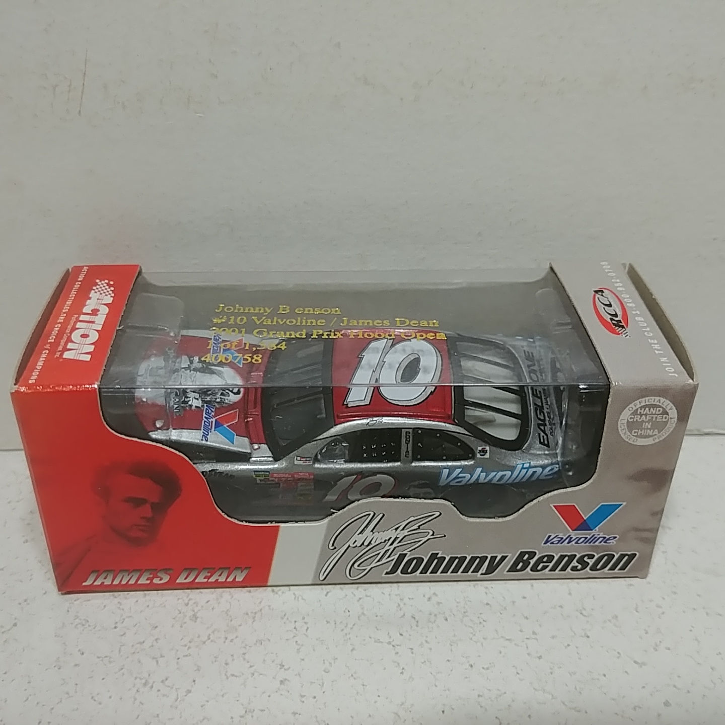 2001 Johnny Benson 1/64th Valvoline "James Dean" RCCA hood open Grand Prix