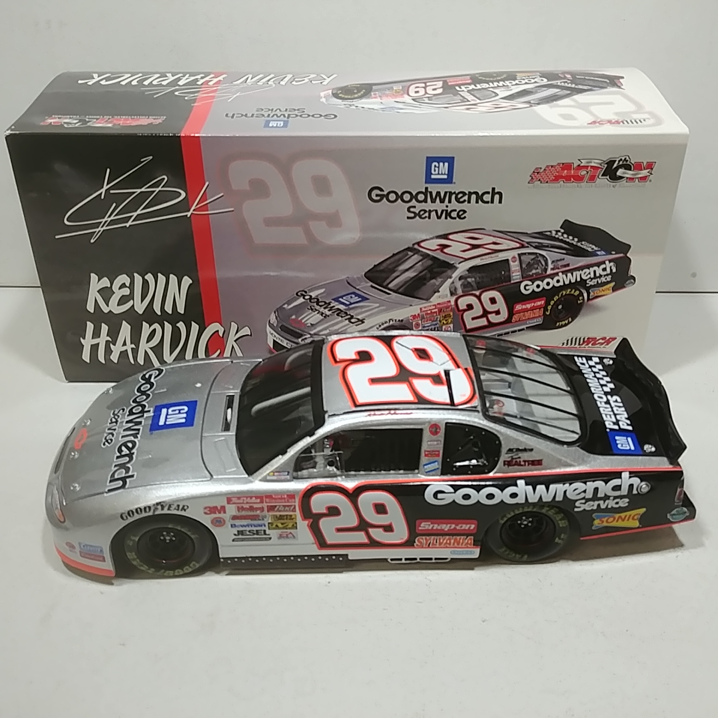 2002 Kevin Harvick 1/18th Goodwrench ARC Monte Carlo