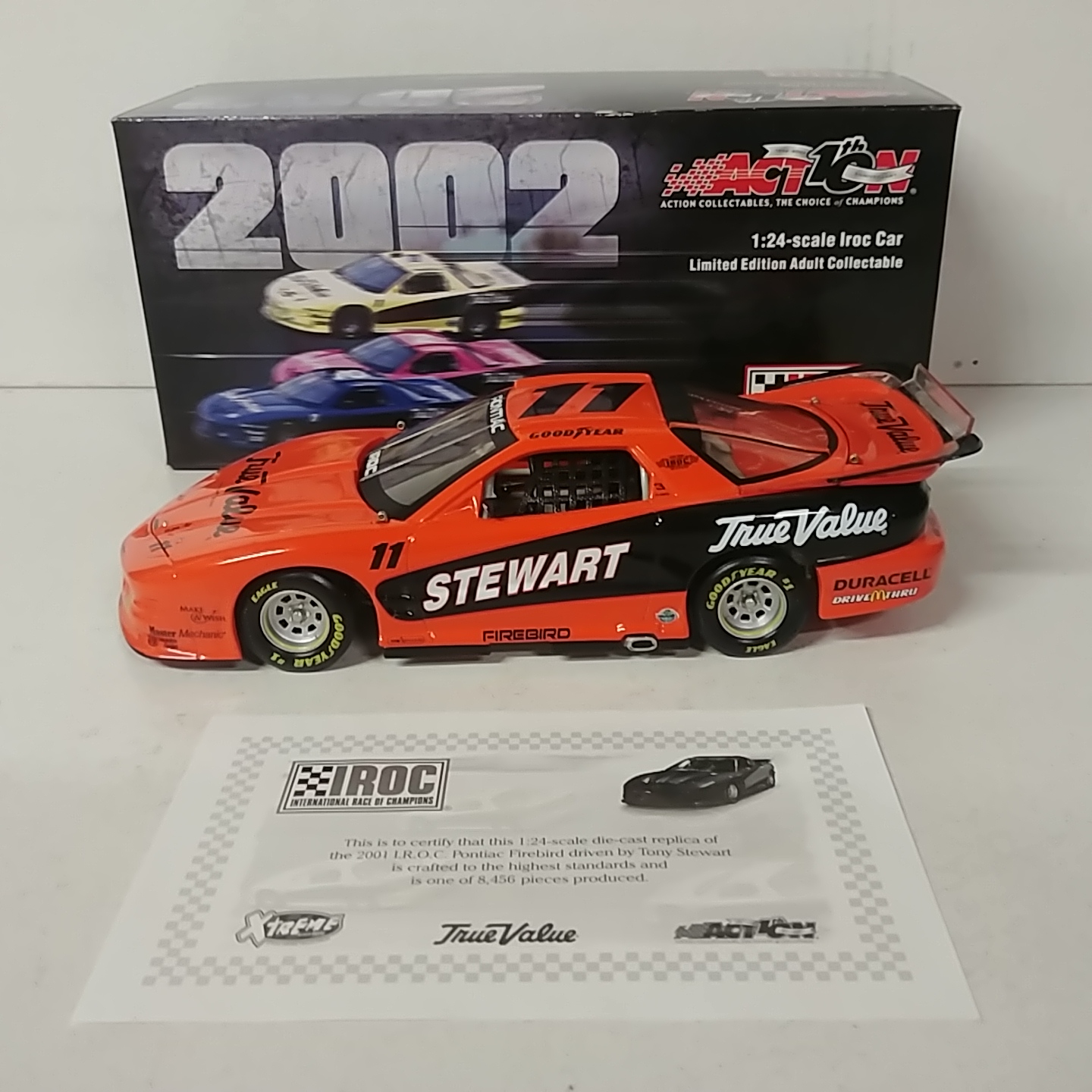 2001 Tony Stewart 1/24th IROC c/w car