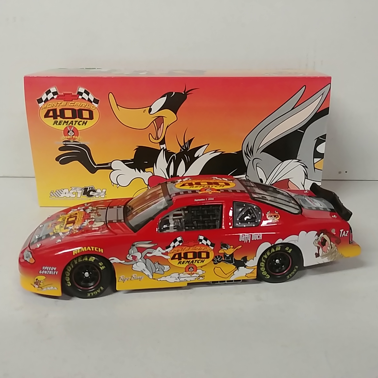 2002 Looney Tunes 1/24th Event c/w car