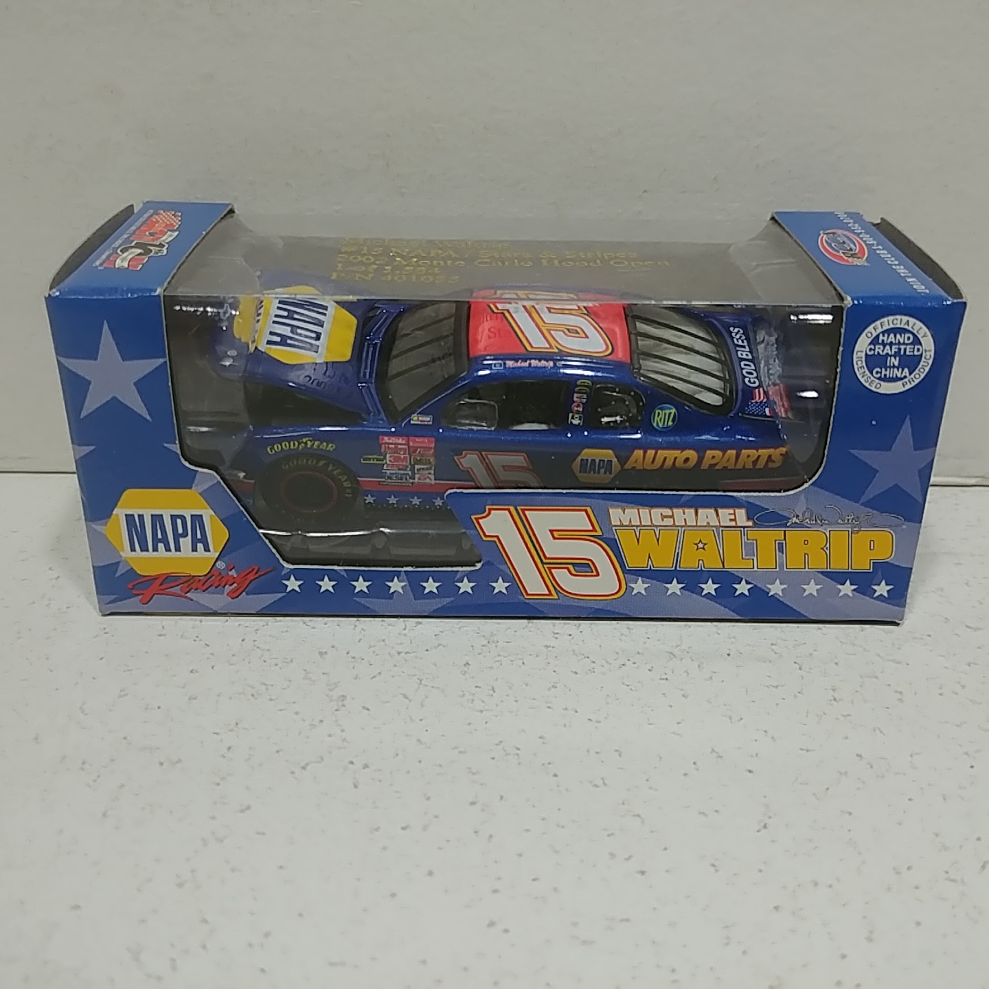 2002 Michael Waltrip 1/64th NAPA "Stars and Strips" RCCA hood open Monte Carlo