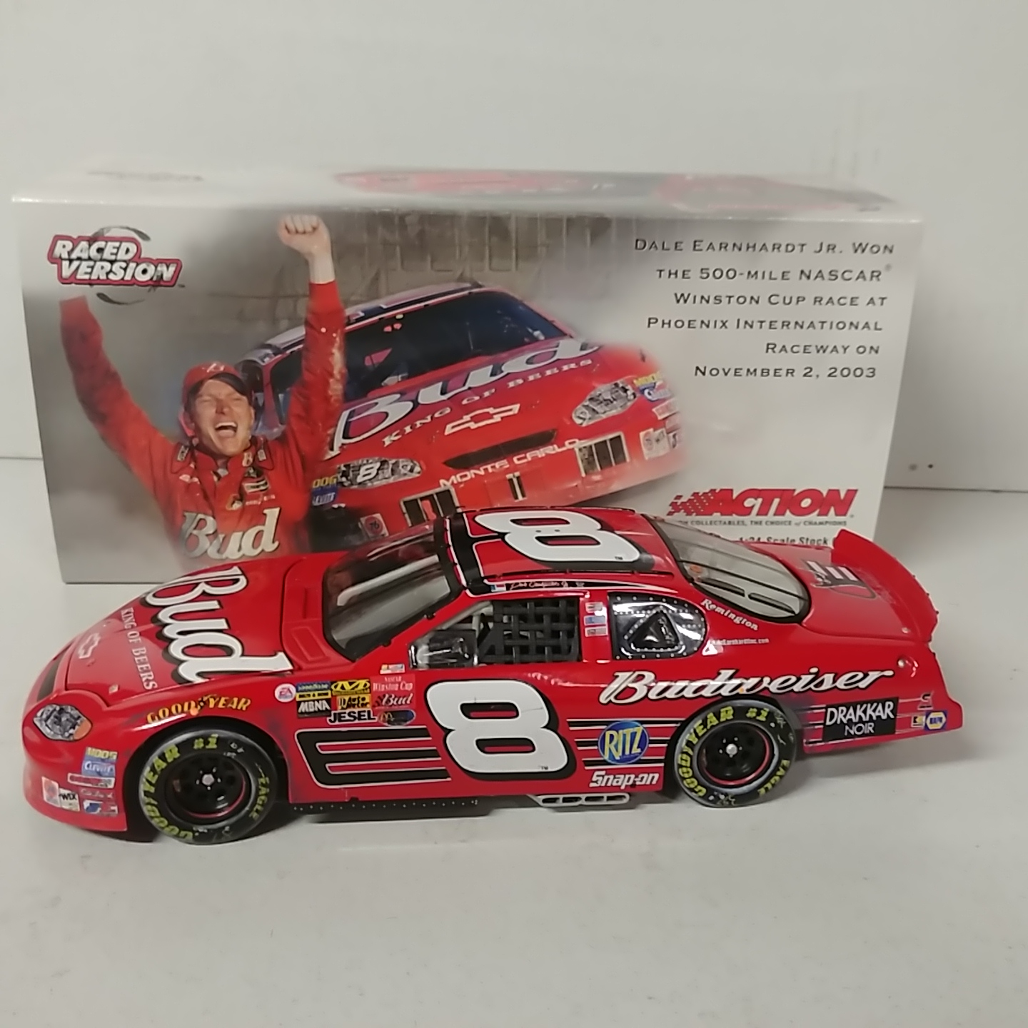 2003 Dale Earnhardt Jr 1/24th Budweiser "Phoenix Win" Raced Version c/w car