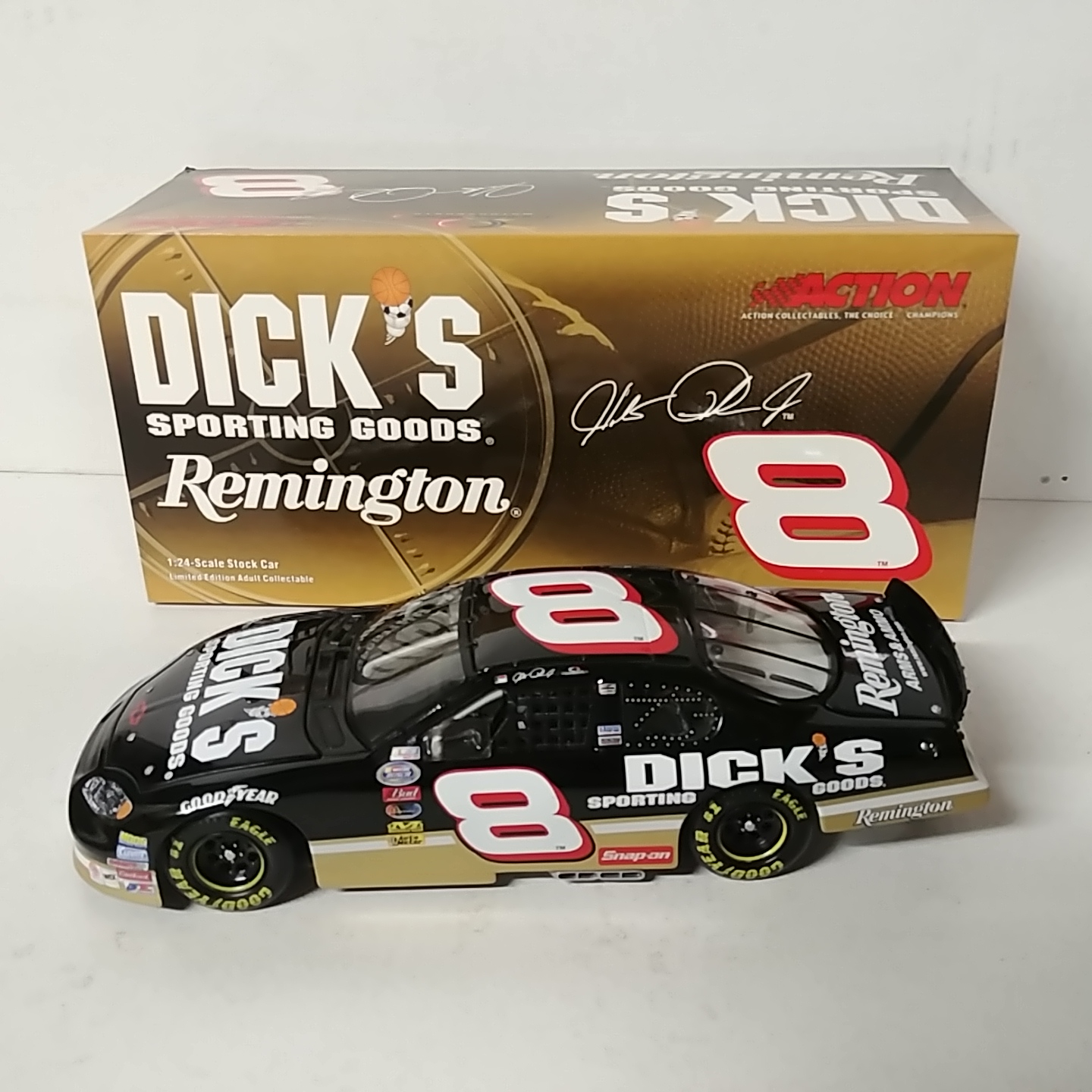 2003 Hank Parker Jr 1/24th Dicks Sporting Goods "Remington" "Busch Series" c/w car