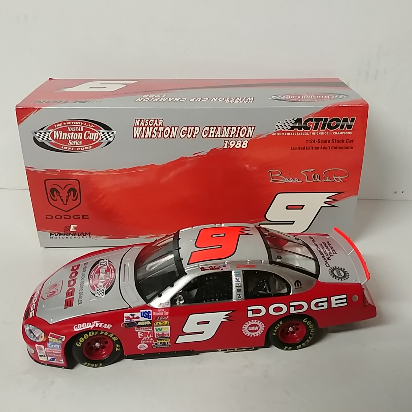 2003 Bill Elliott 1/24th Dodge Dealers "Victory Lap" c/w Intrepid R/T