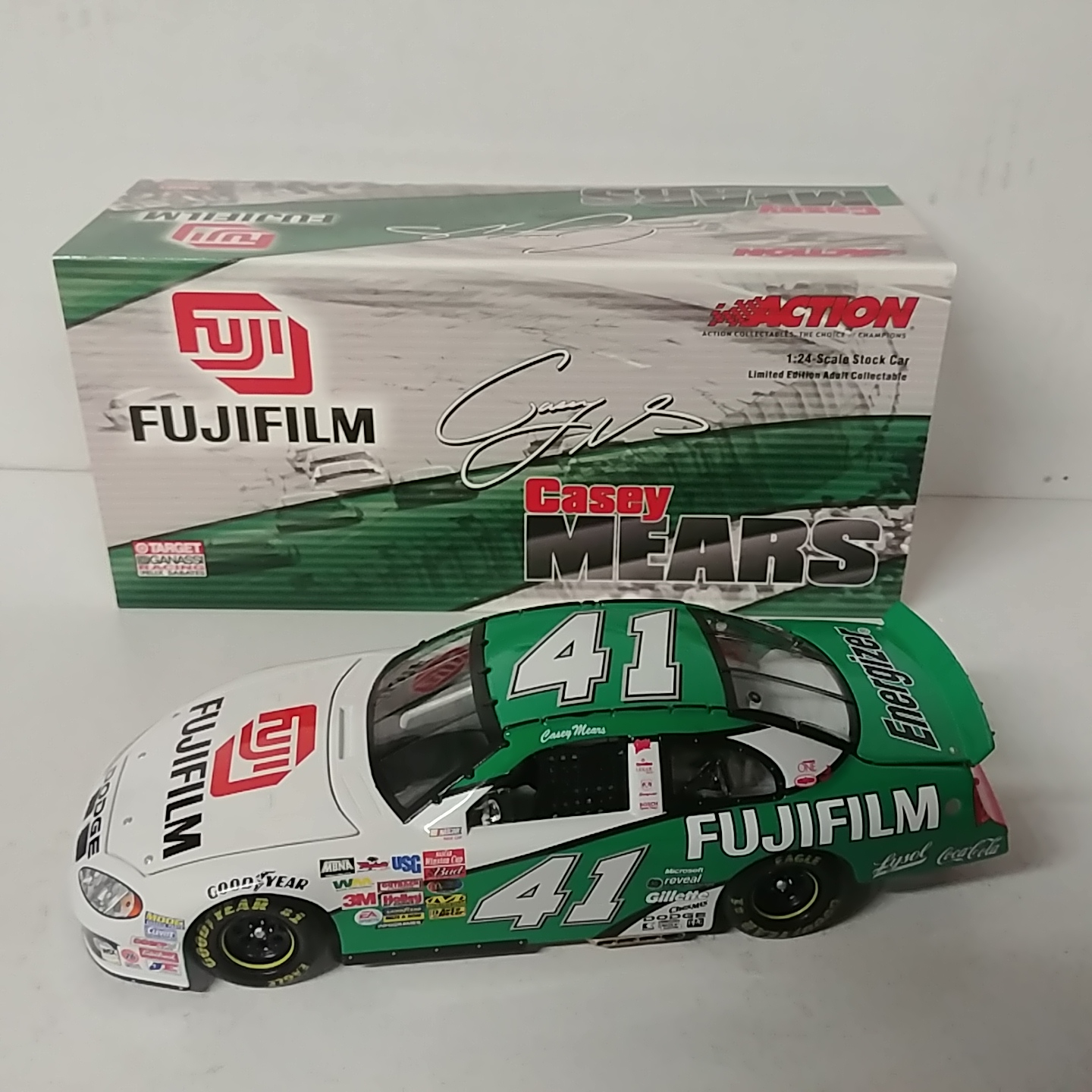 2003 Casey Mears 1/24th Fuji Film c/w car