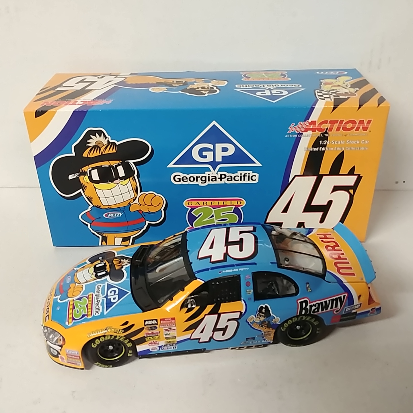 2003 Kyle Petty 1/24th Brawney "Garfield" c/w car