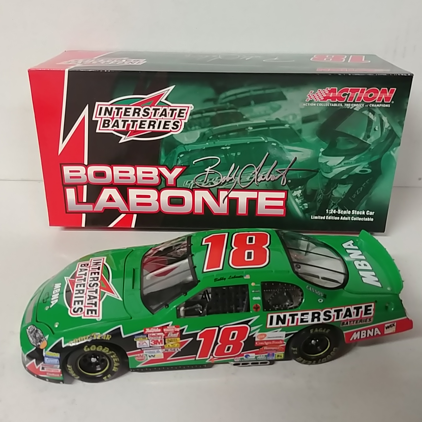 2003 Bobby Labonte 1/24th Interstate Batteries c/w car