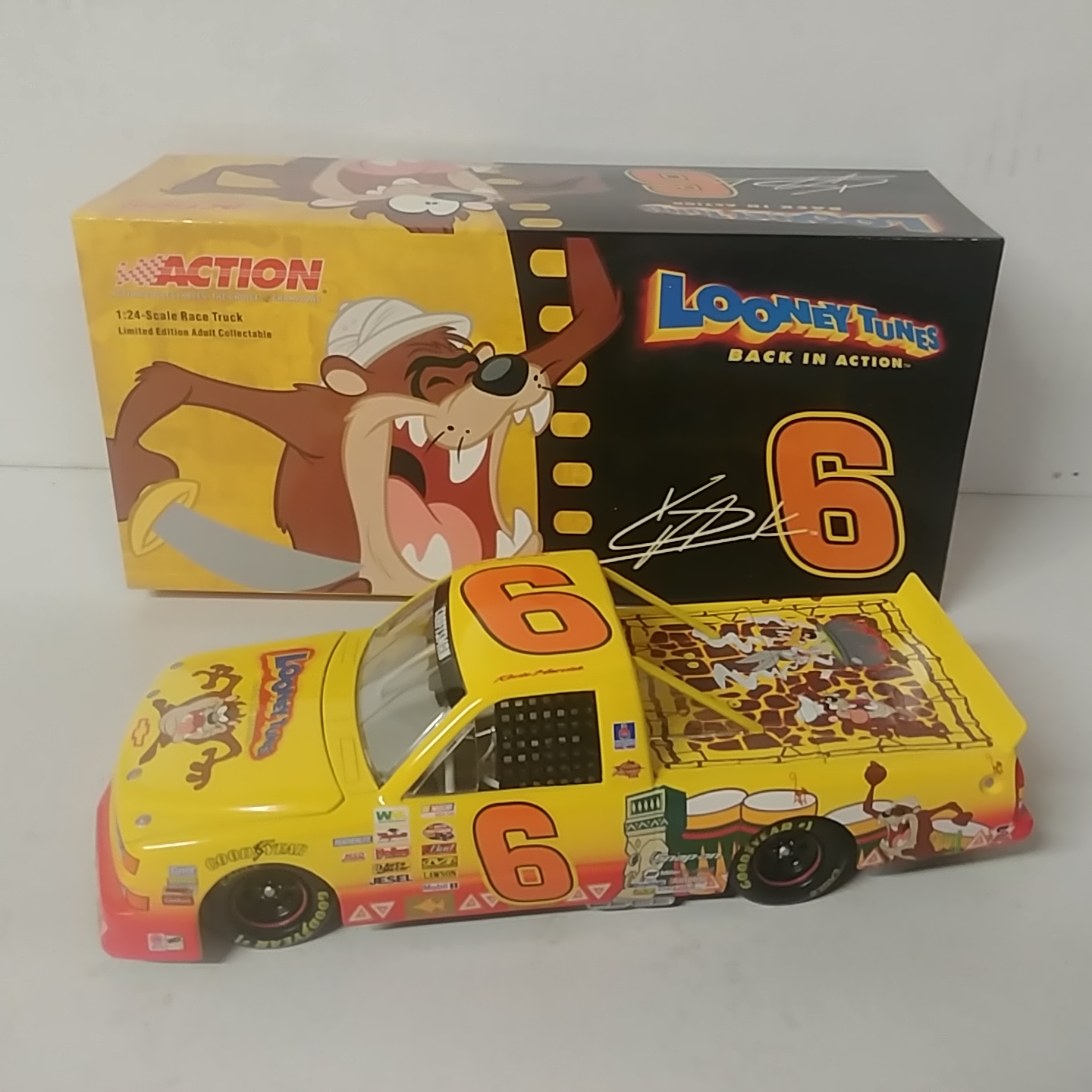2003 Kevin Harvick 1/24th Looney Tunes truck