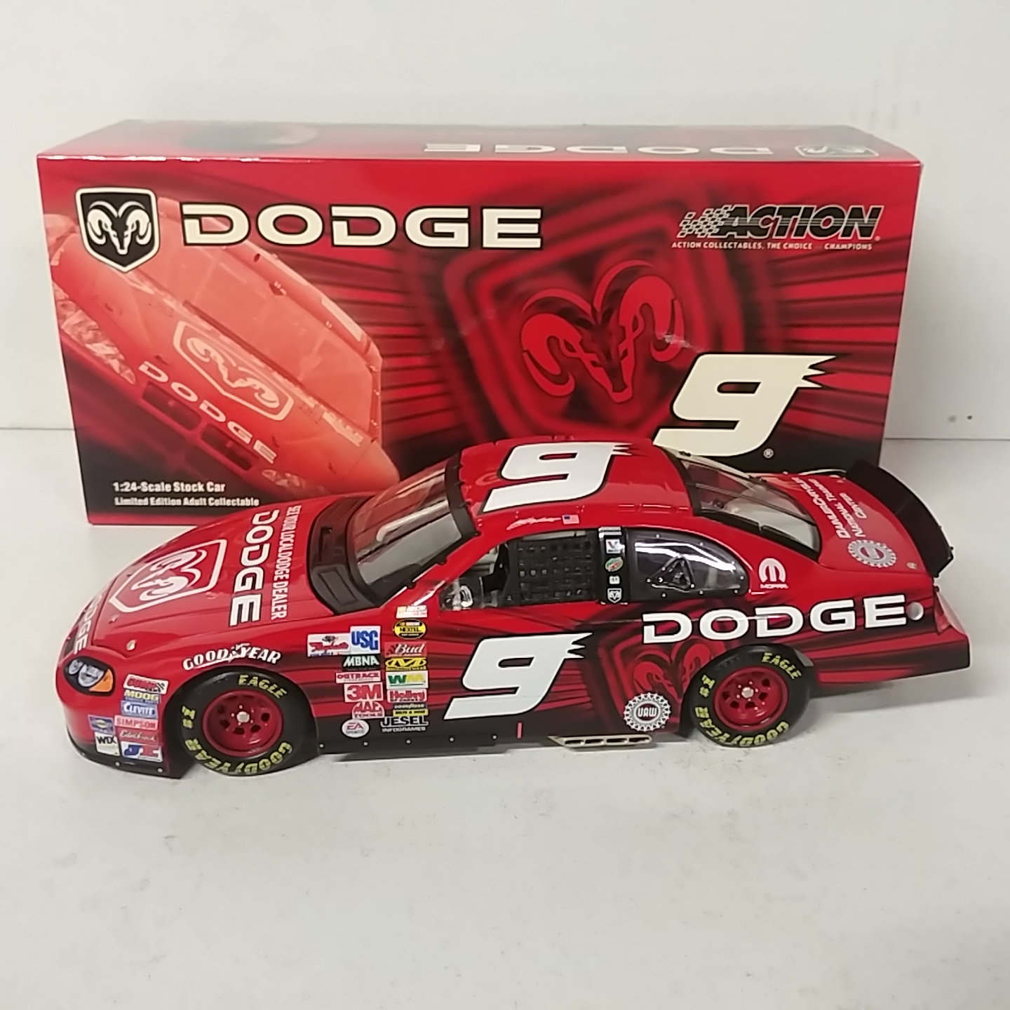 2004 Kasey Kahne 1/24th Dodge Dealers c/w car