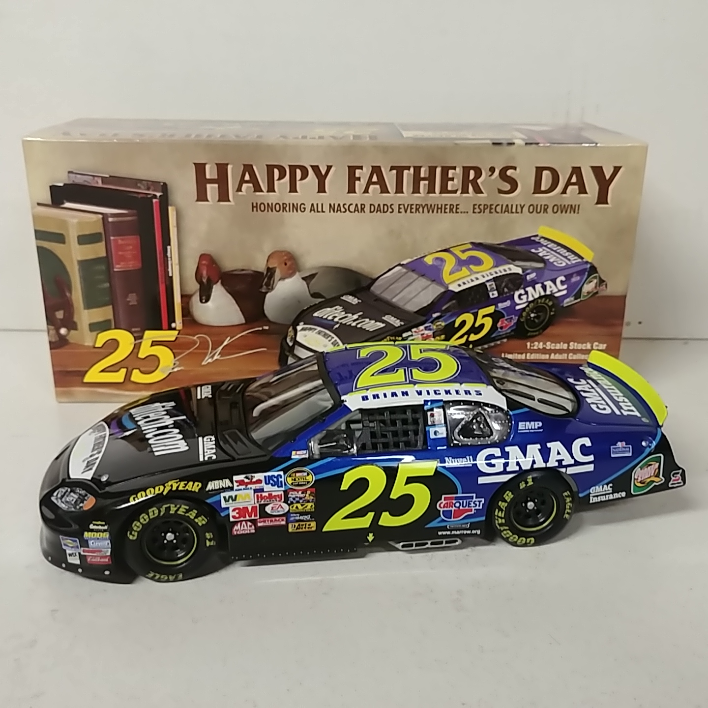 2004 Brian Vickers 1/24th GMAC "Fathers Day" c/w car