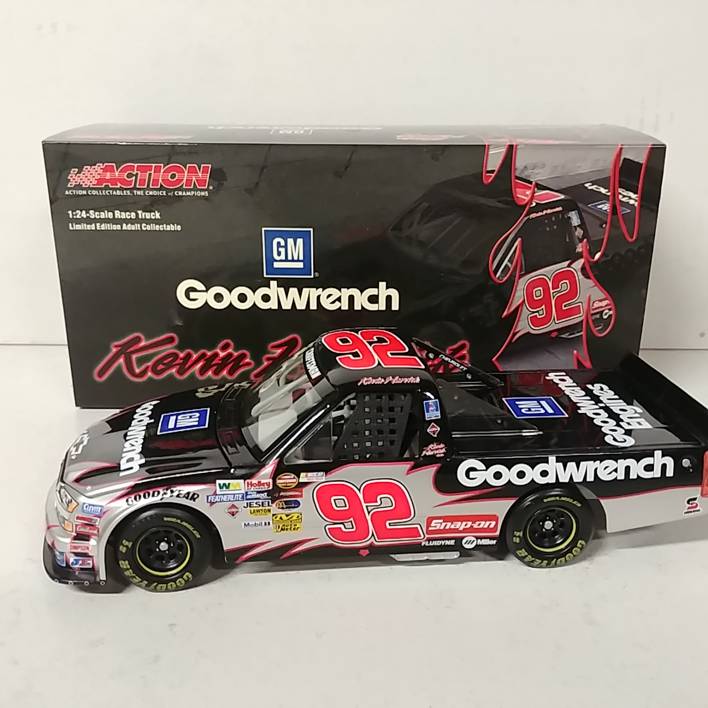 2004 Kevin Harvick 1/24th GM Goodwrench Truck