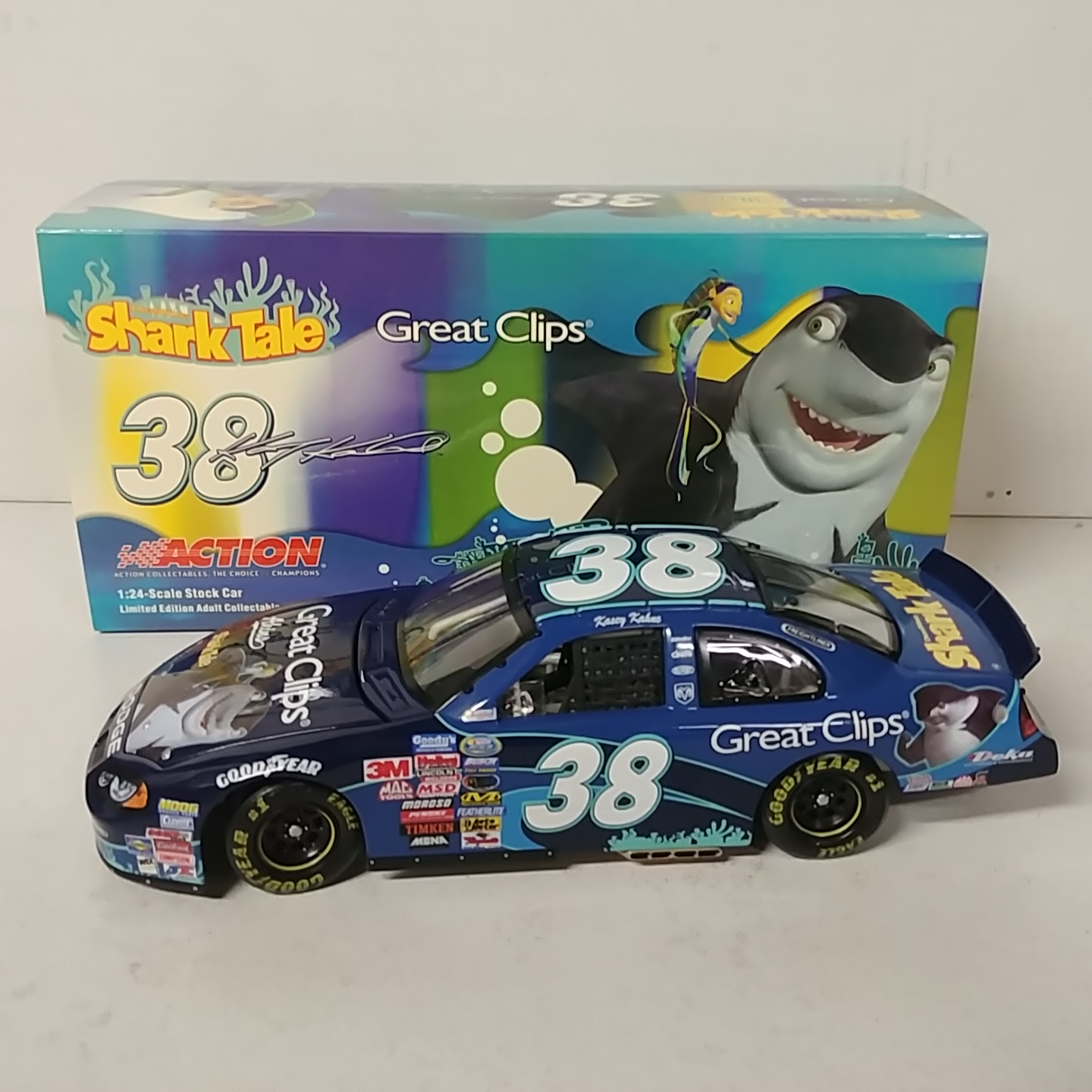 2004 Kasey Kahne 1/24th Great Clips "Shark Tale""Busch Series" c/w car