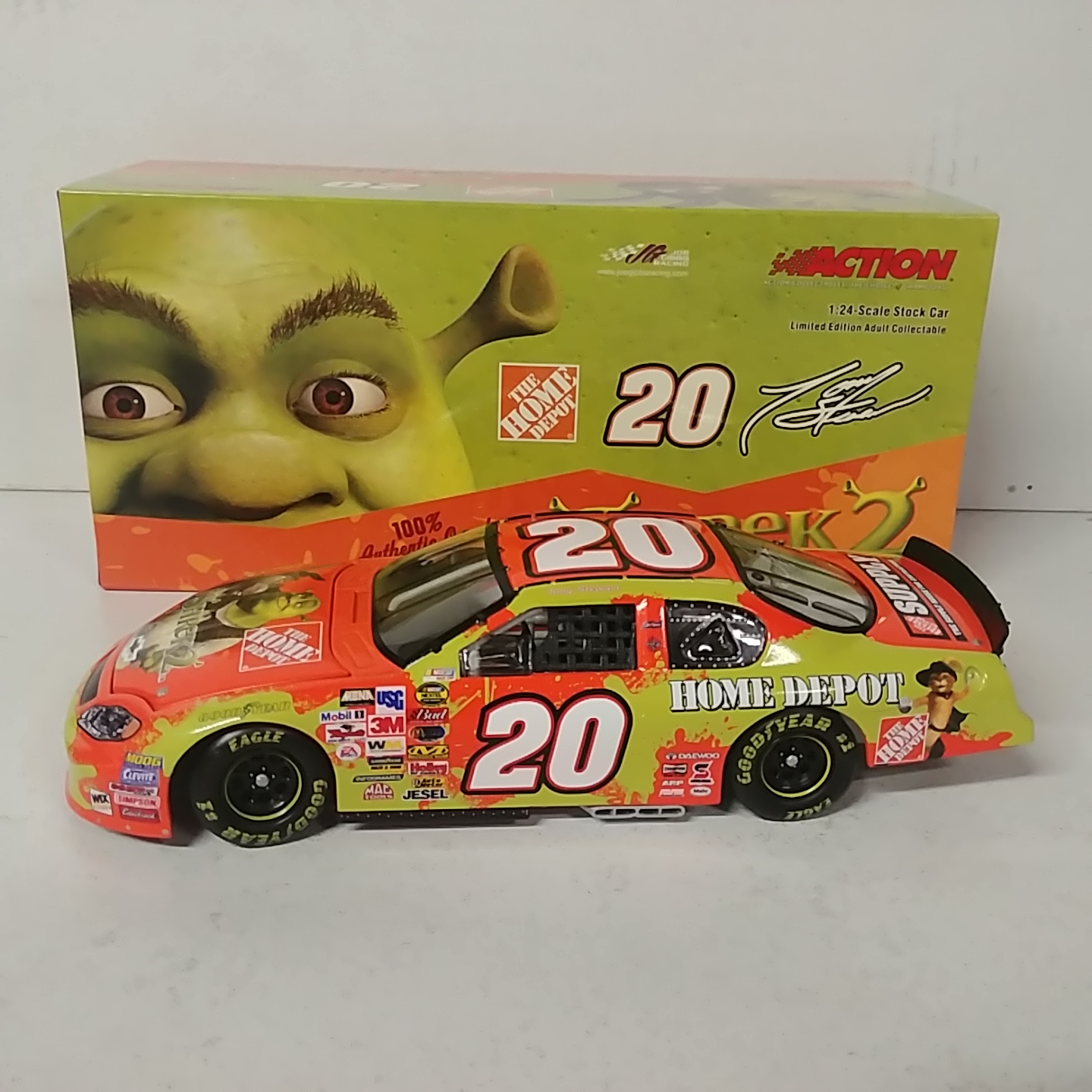 2004 Tony Stewart 1/24th Home Depot " Shrek2" c/w car