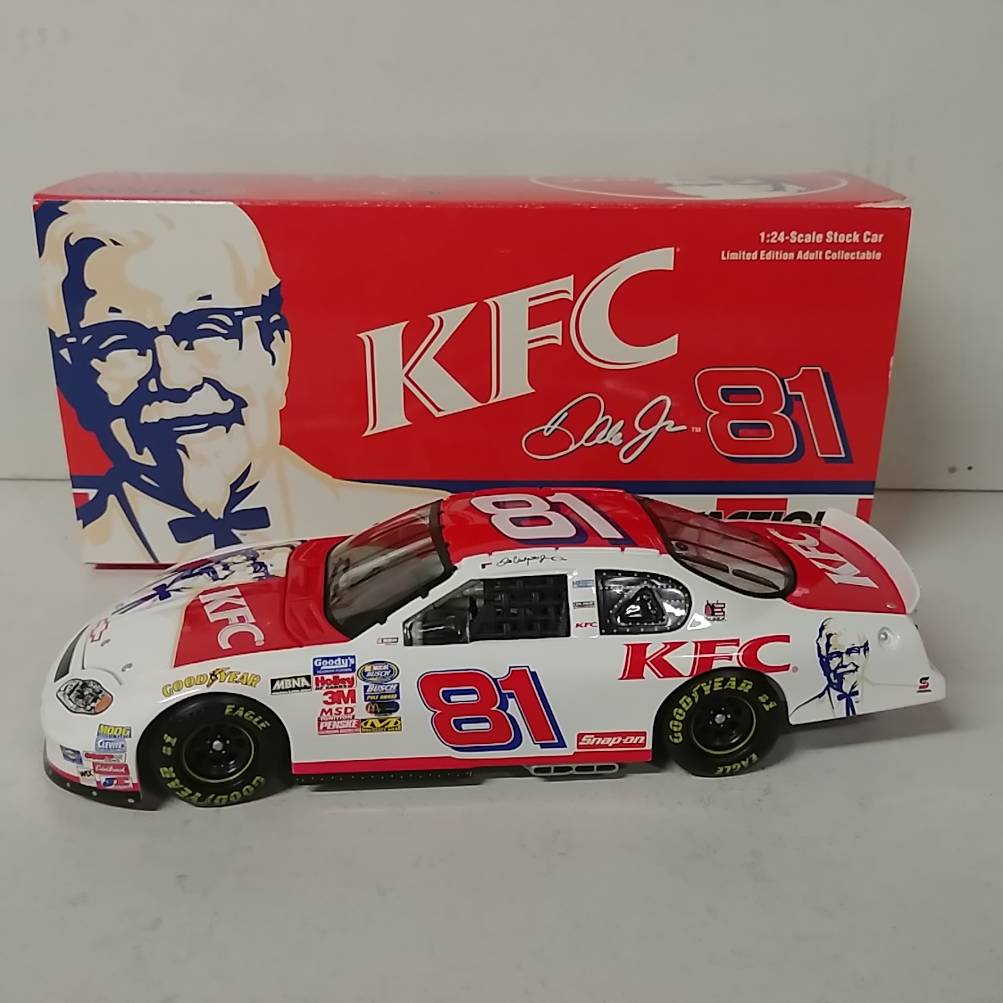 2004 Dale Earnhardt Jr 1/24th KFC "Busch Series" c/w car