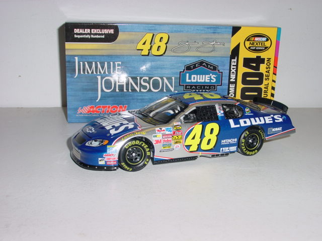 2004 Jimmie Johnson 1/24th Lowe's "Welcome Nextel Promotion" c/w car