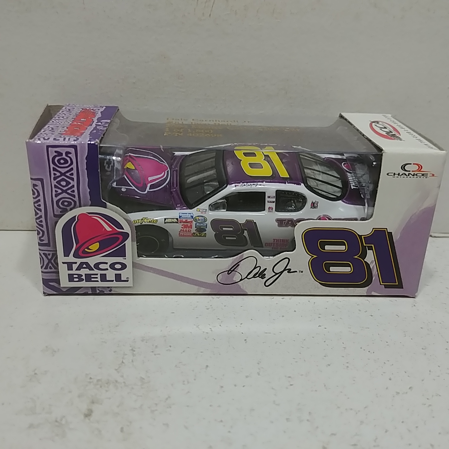 2004 Dale Earnhardt Jr 1/64th Taco Bell "Busch Series" RCCA hood open Monte Carlo