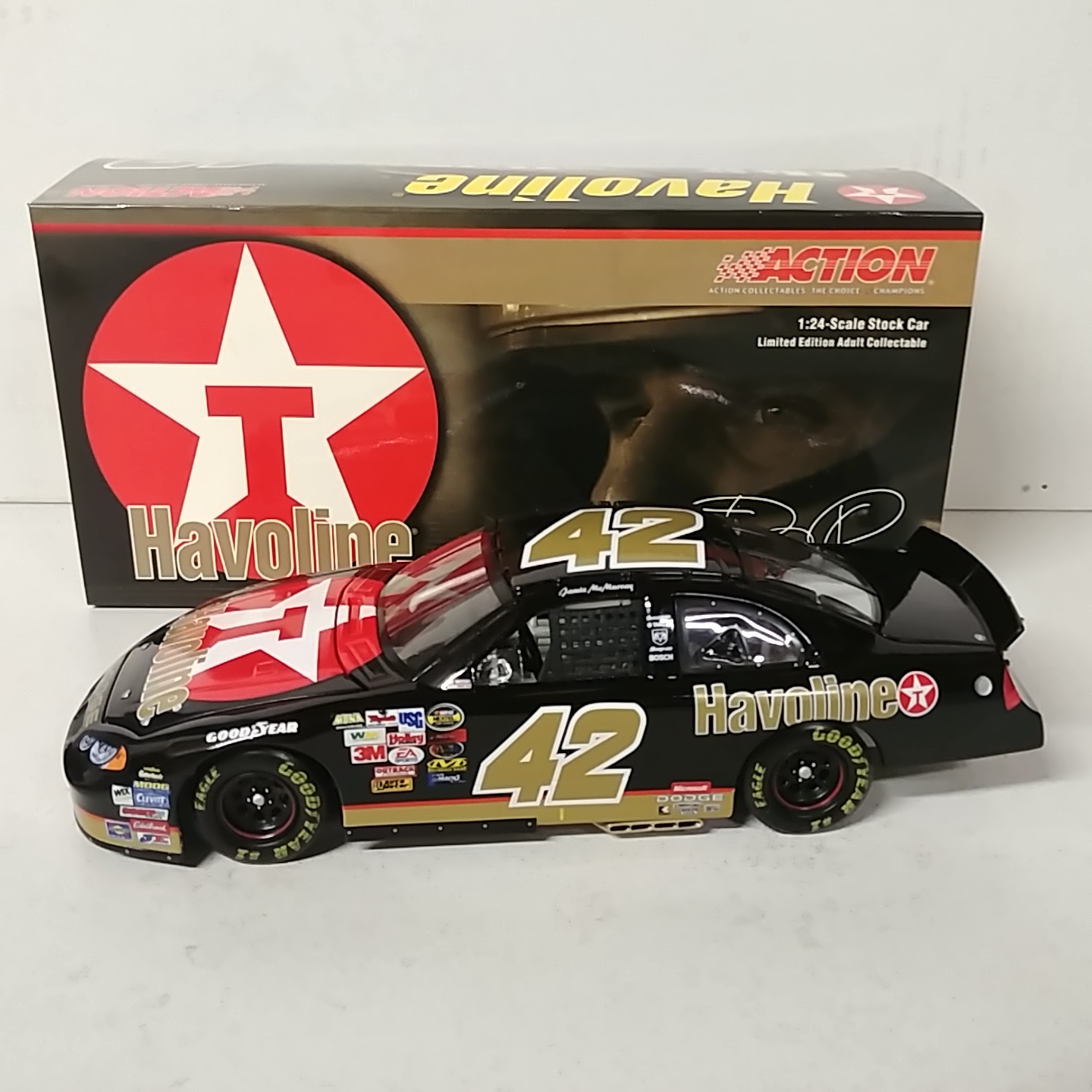 2004 Jamie McMurray 1/24th Texaco/Havoline "Rising Star" c/w car