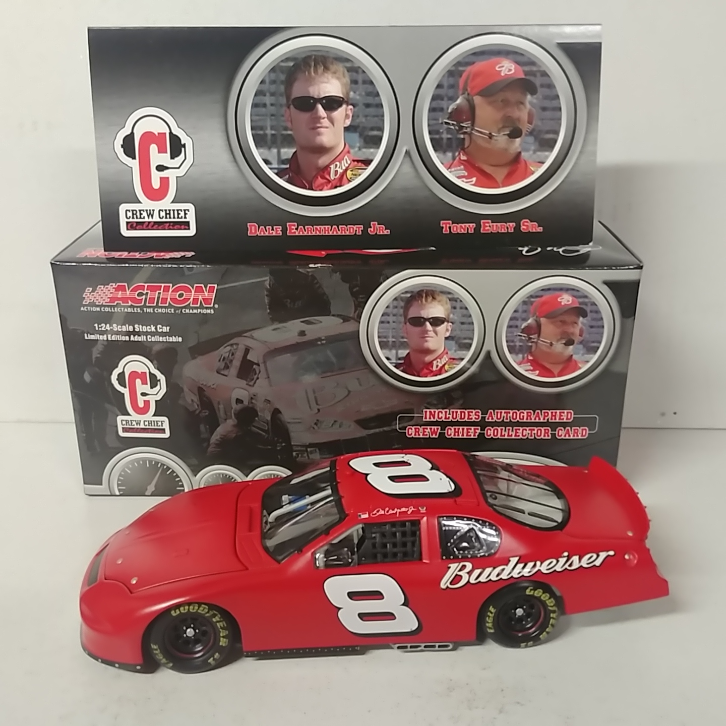 2005 Dale Earnhardt Jr 1/24th Budweiser "Test Car Crew Chief Collection" c/w car