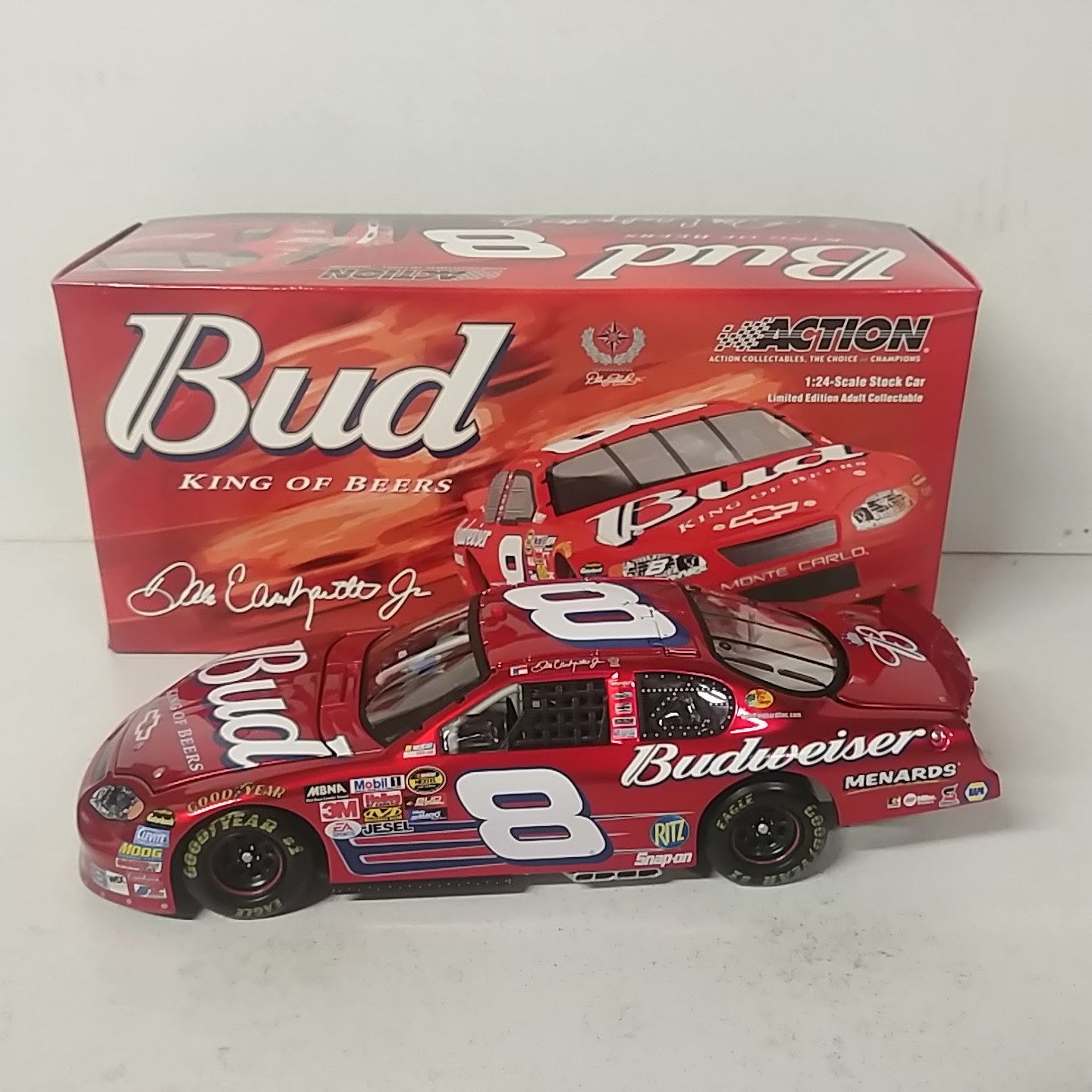 2005 Dale Earnhardt Jr 1/24th Budweiser "Liquid Color" c/w car