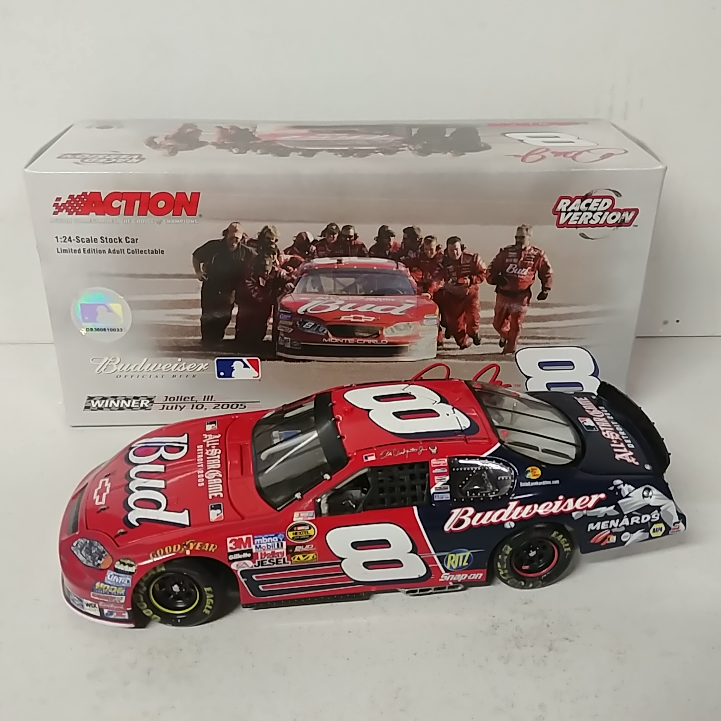 2005 Dale Earnhardt Jr 1/24th Budweiser "MLB All-Star Game" "Chicago Win" c/w car